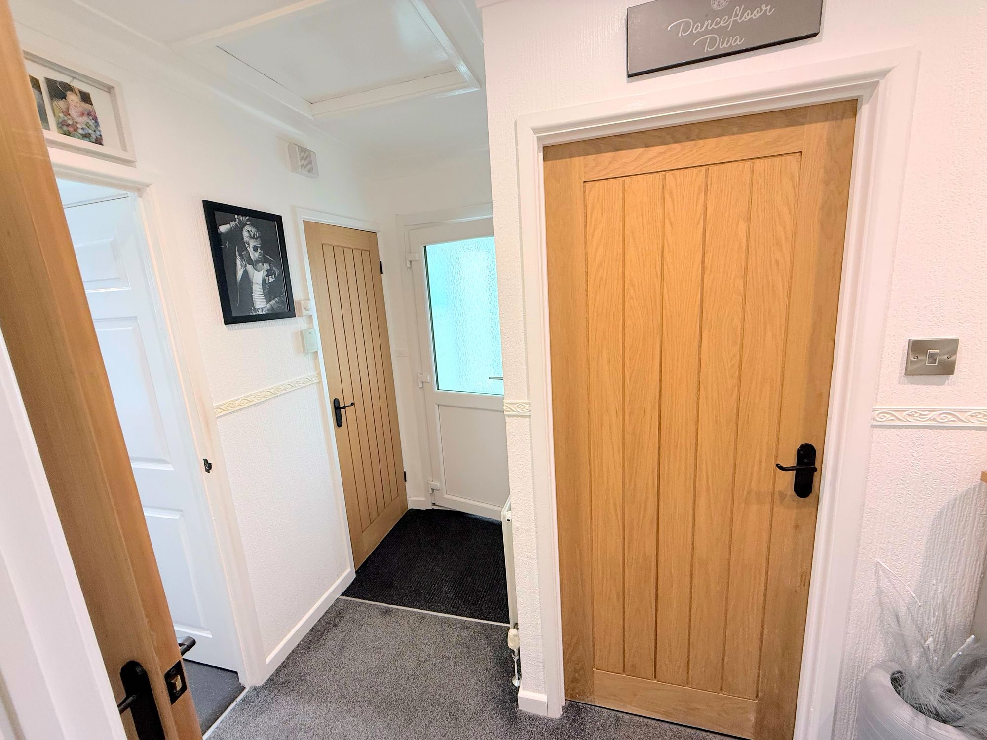 2 bed semi-detached bungalow for sale in Tewit Lane, Halifax 6