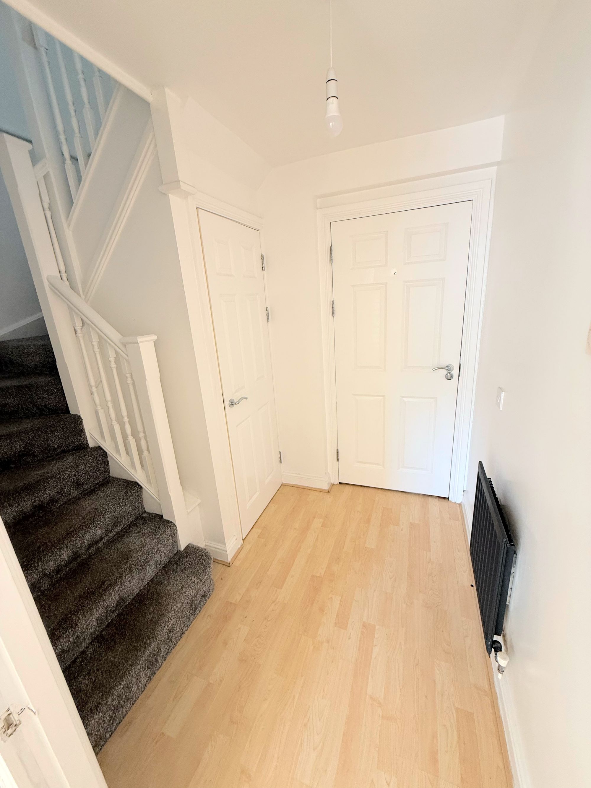 2 bed flat to rent in Charlotte Close, Halifax  - Property Image 8