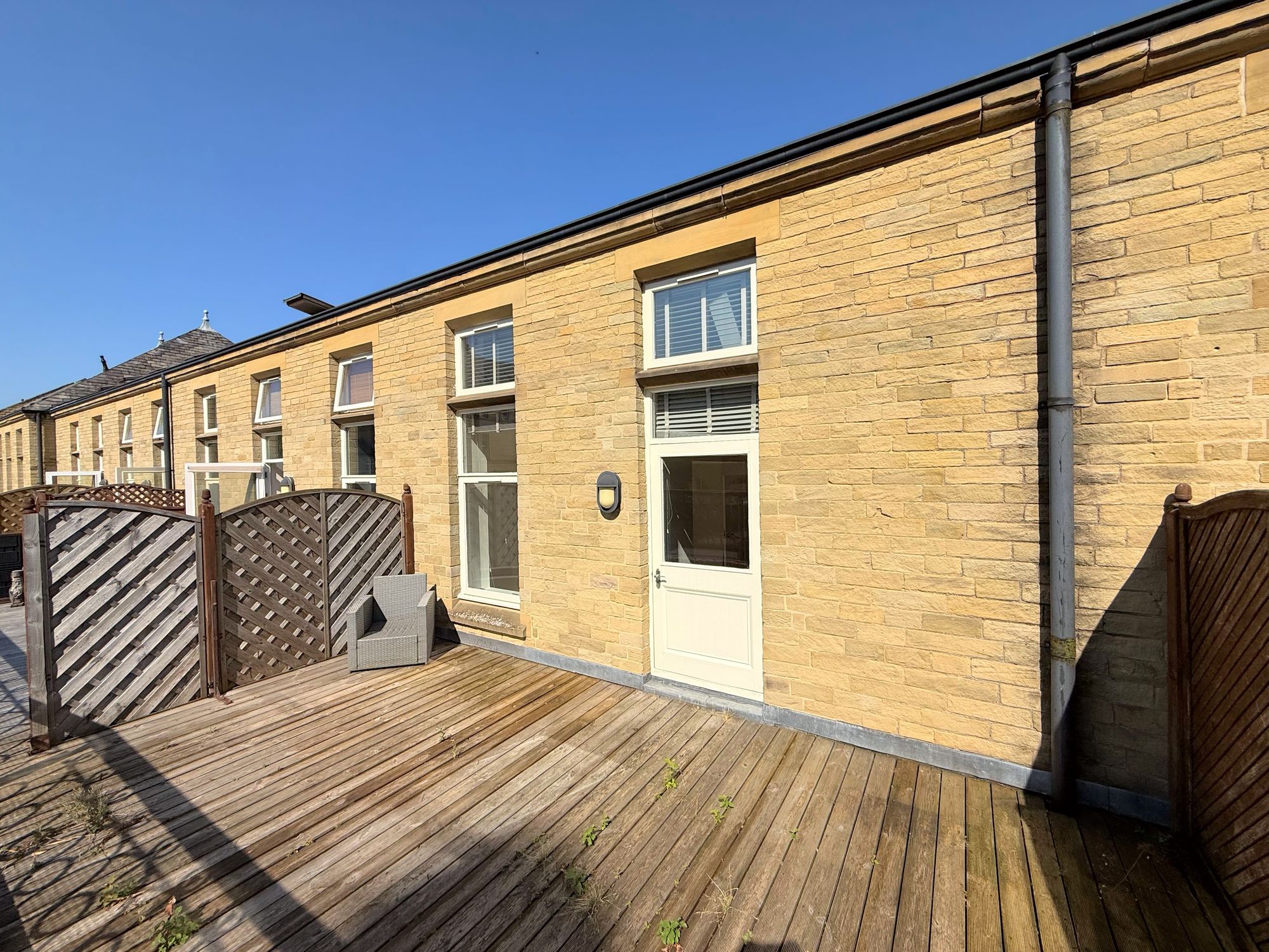 2 bed flat to rent in Charlotte Close, Halifax  - Property Image 18