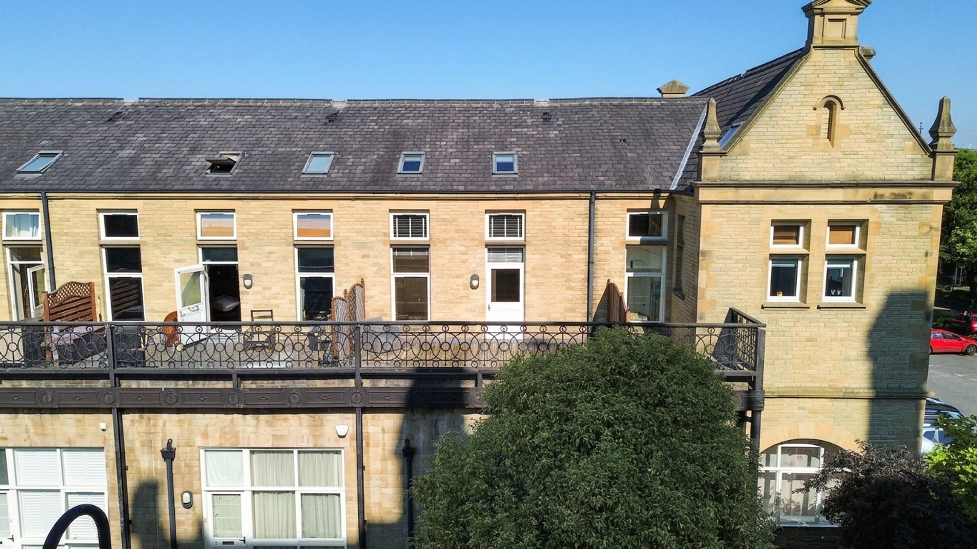 2 bed flat to rent in Charlotte Close, Halifax  - Property Image 5