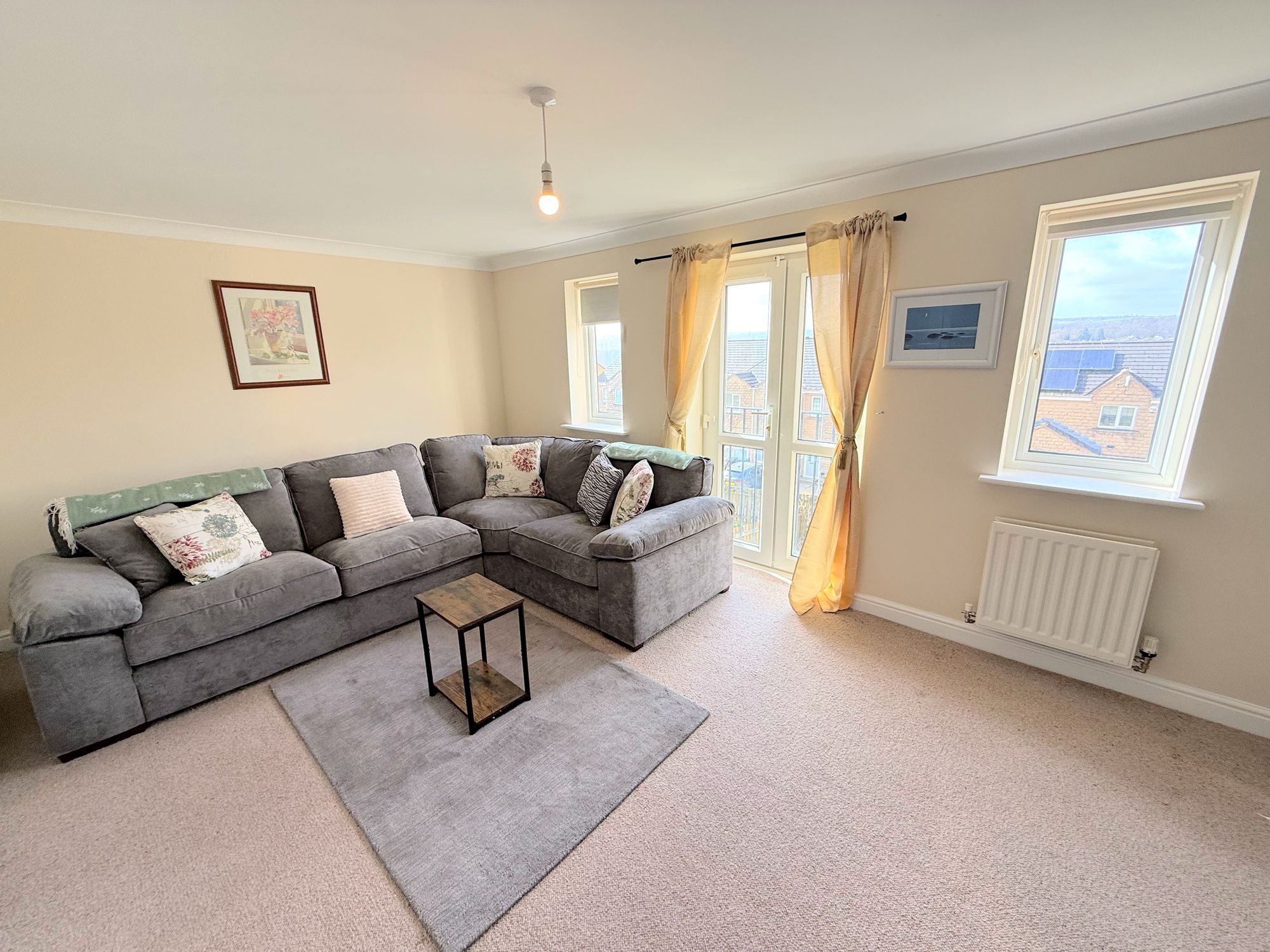 3 bed semi-detached house to rent in Blackberry Way, Halifax 9