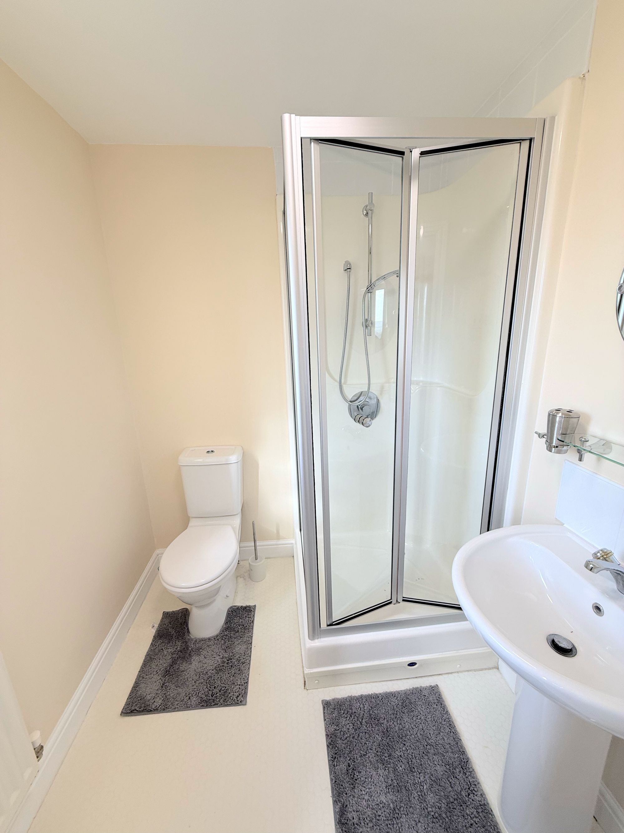 3 bed semi-detached house to rent in Blackberry Way, Halifax 20