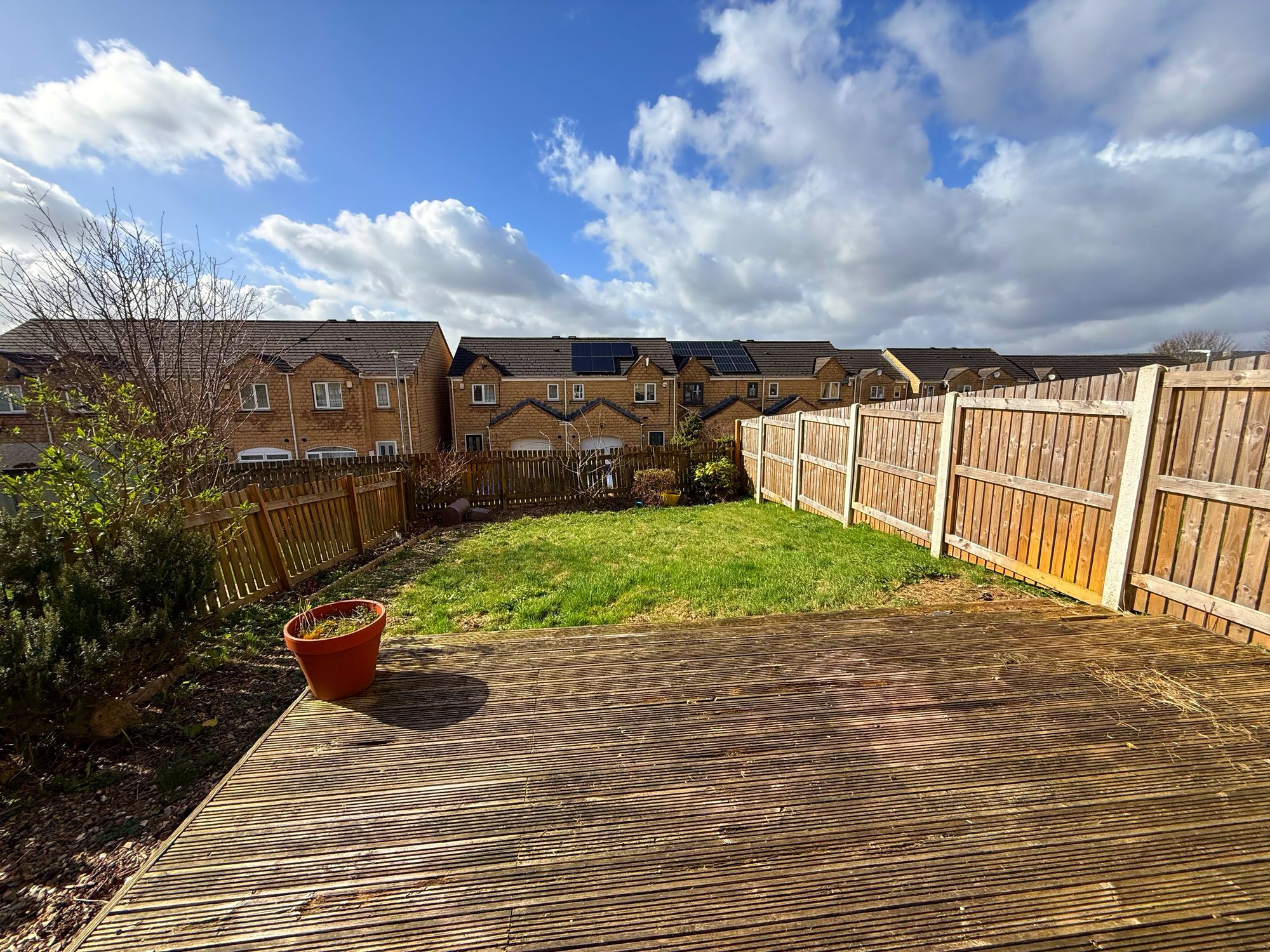 3 bed semi-detached house to rent in Blackberry Way, Halifax 25