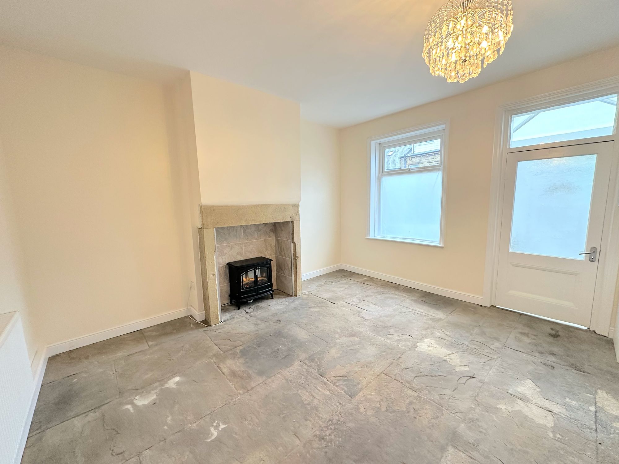 3 bed mid-terraced house to rent in Brighton Street, Halifax  - Property Image 10