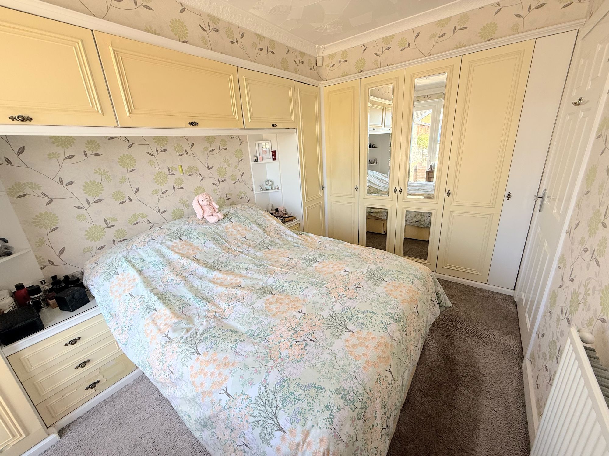 2 bed semi-detached bungalow for sale in Belgrave Gardens, Halifax  - Property Image 15