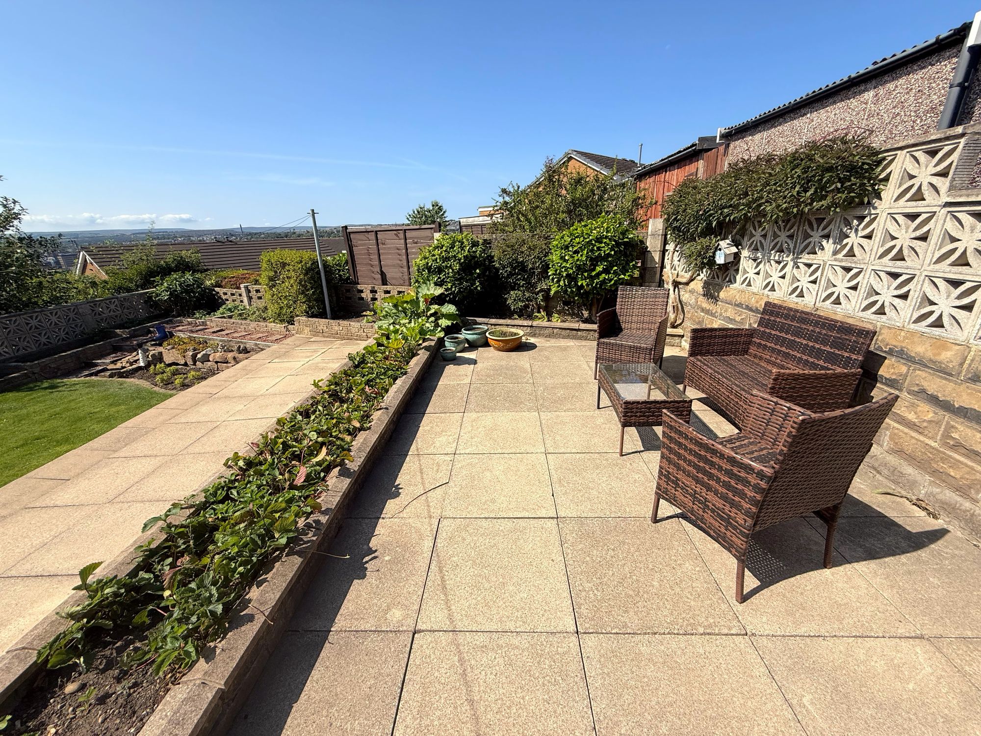 2 bed semi-detached bungalow for sale in Belgrave Gardens, Halifax  - Property Image 26