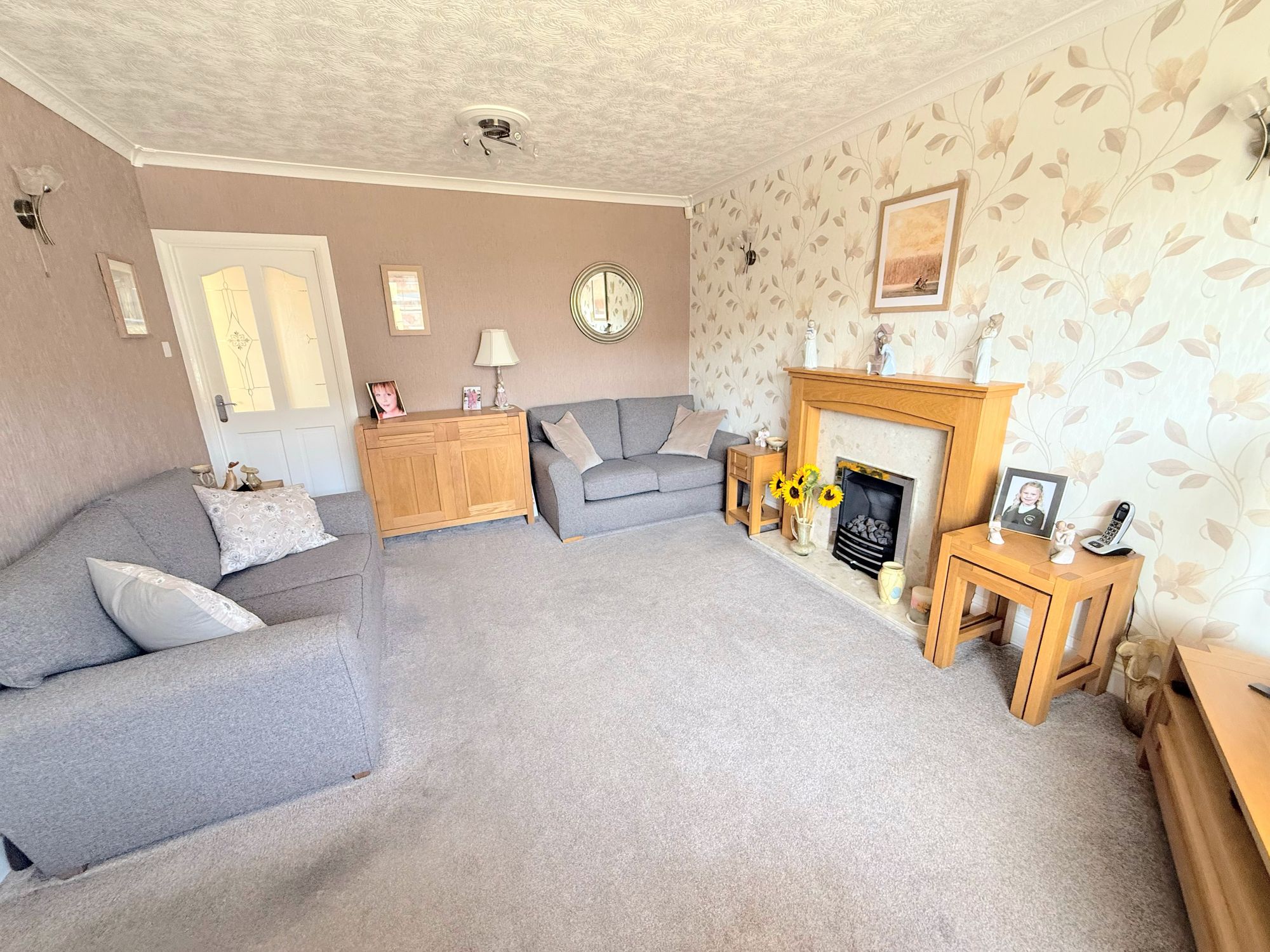 2 bed semi-detached bungalow for sale in Belgrave Gardens, Halifax 5