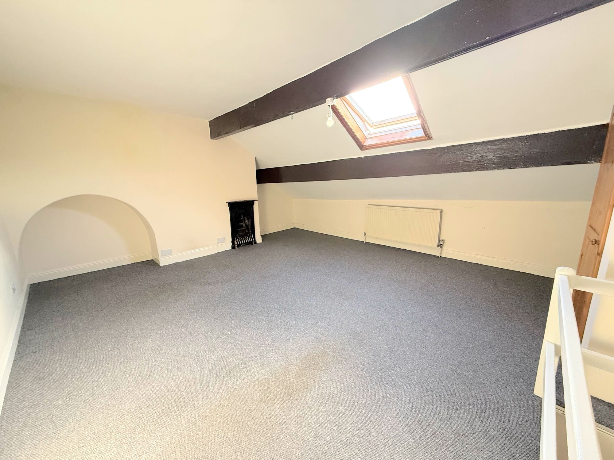 2 bed mid-terraced house for sale in East Park Road, Halifax  - Property Image 9