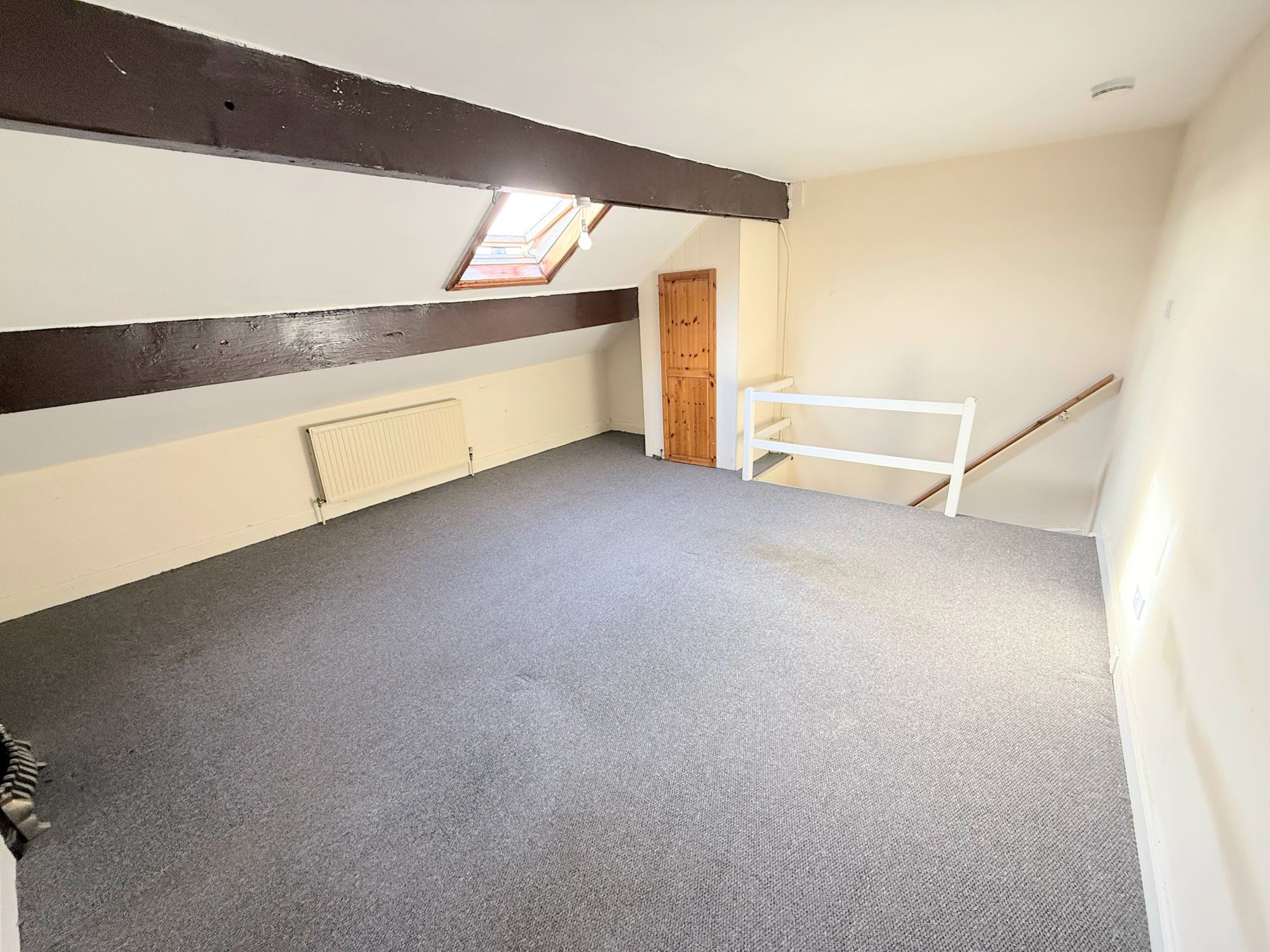 2 bed mid-terraced house for sale in East Park Road, Halifax 9