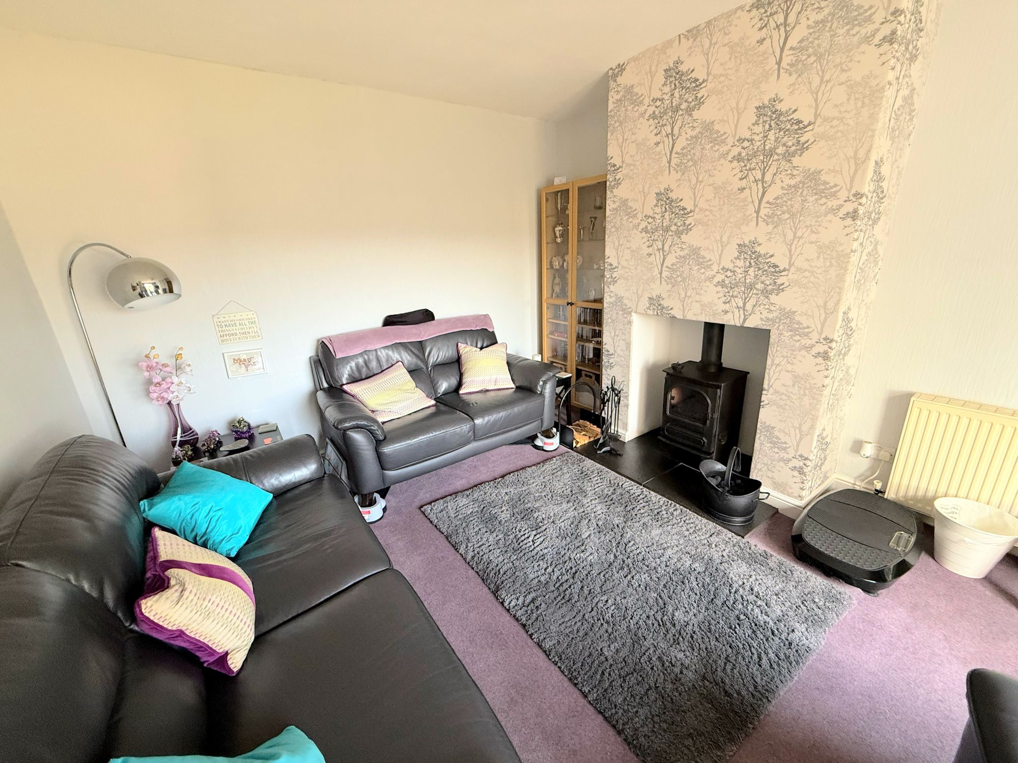 3 bed end of terrace house for sale in Warley Wood Avenue, Halifax  - Property Image 2