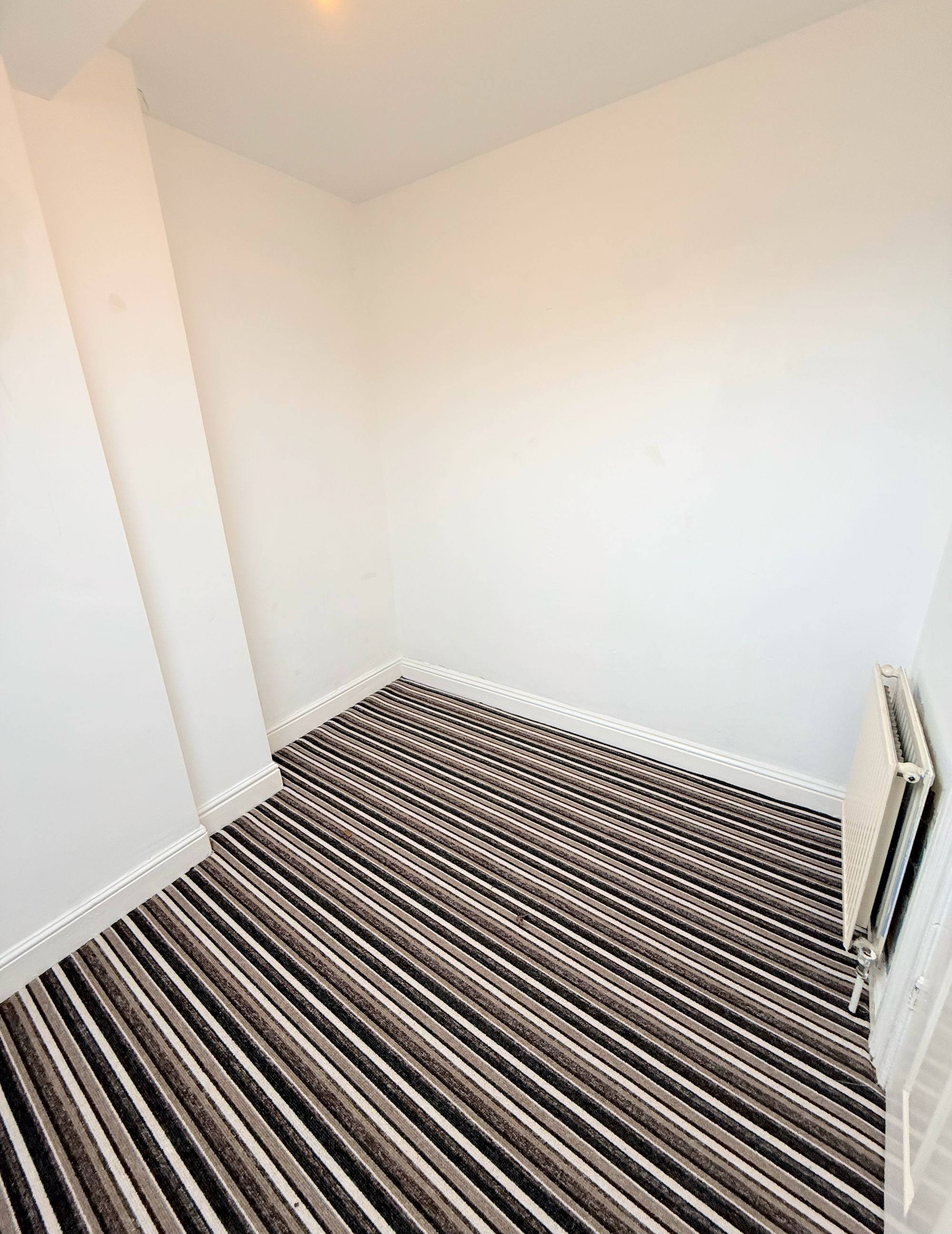3 bed end of terrace house for sale in King Cross Road, Halifax  - Property Image 20
