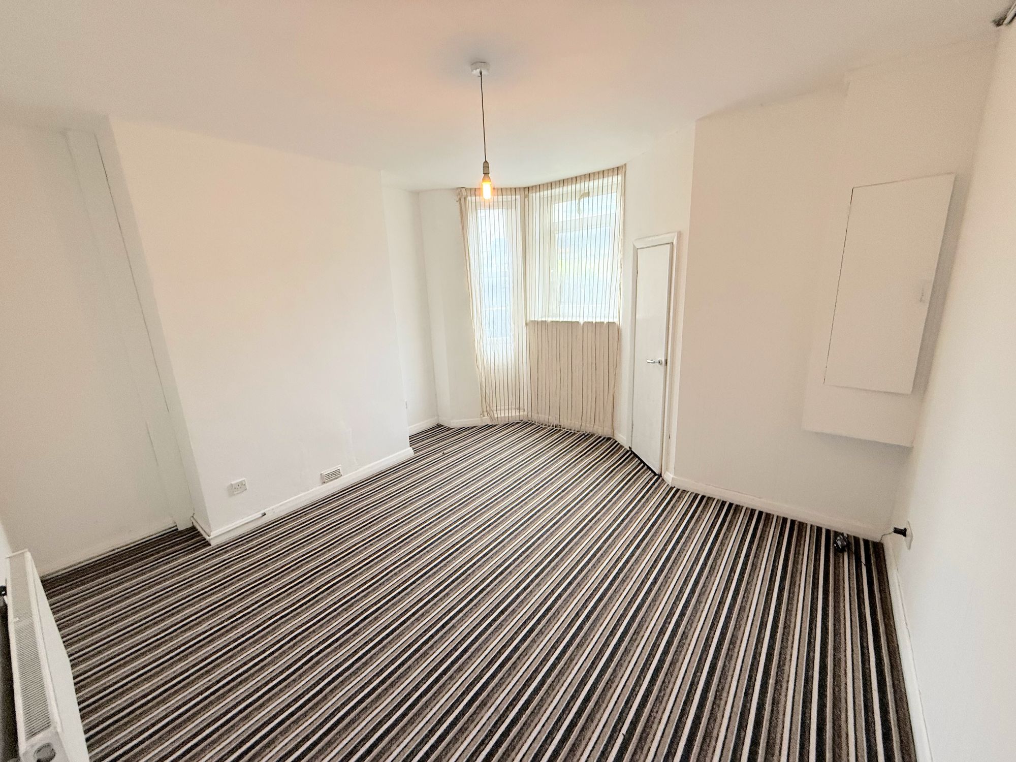 3 bed end of terrace house for sale in King Cross Road, Halifax  - Property Image 11