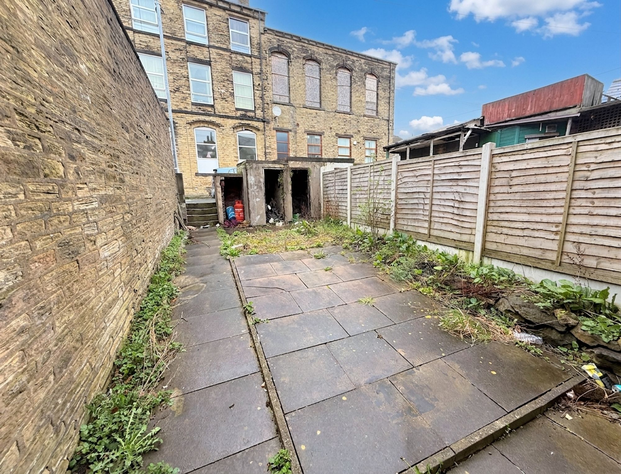 3 bed end of terrace house for sale in King Cross Road, Halifax  - Property Image 23