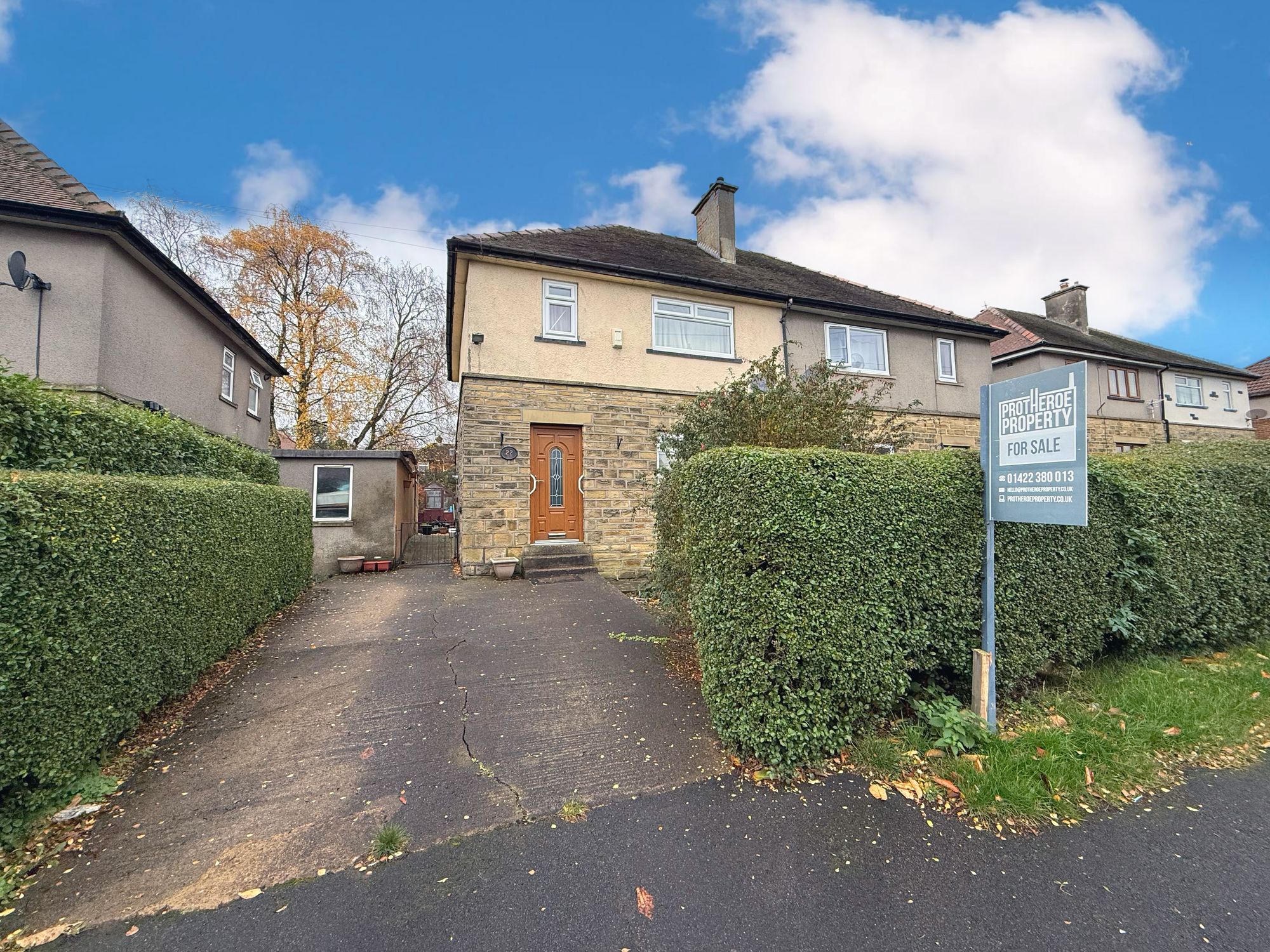 3 bed semi-detached house for sale in Freeman Road, Halifax  - Property Image 1