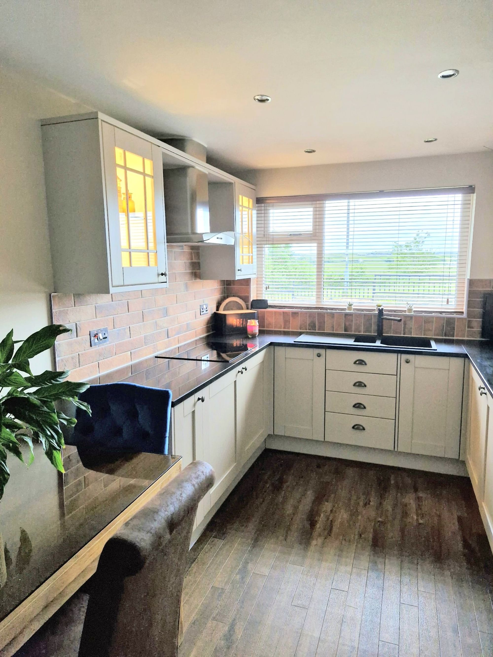 2 bed semi-detached bungalow for sale in Heathmoor Park Road, Halifax 4