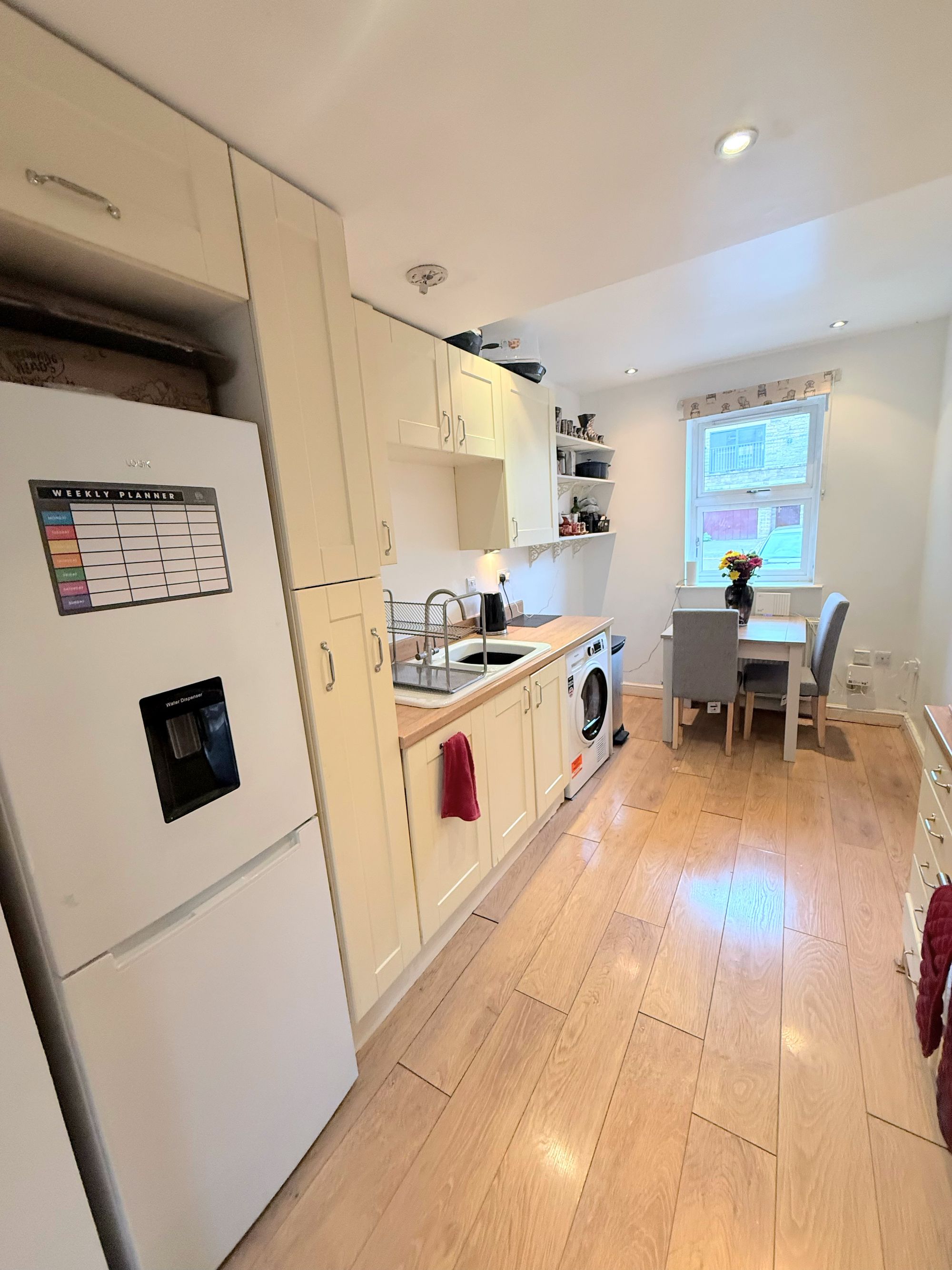 4 bed for sale in Hebble View, Halifax  - Property Image 11