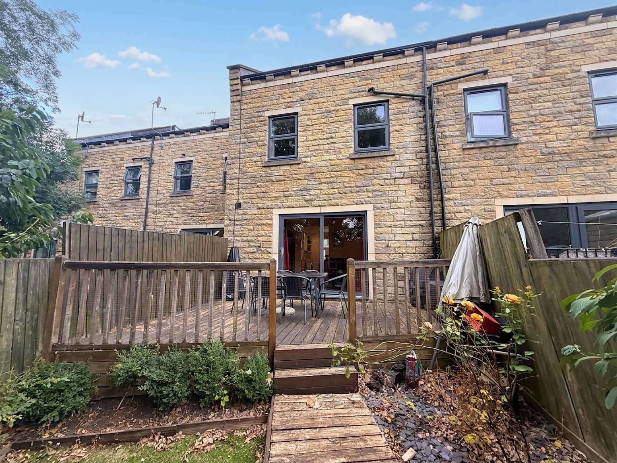 4 bed for sale in Hebble View, Halifax 3
