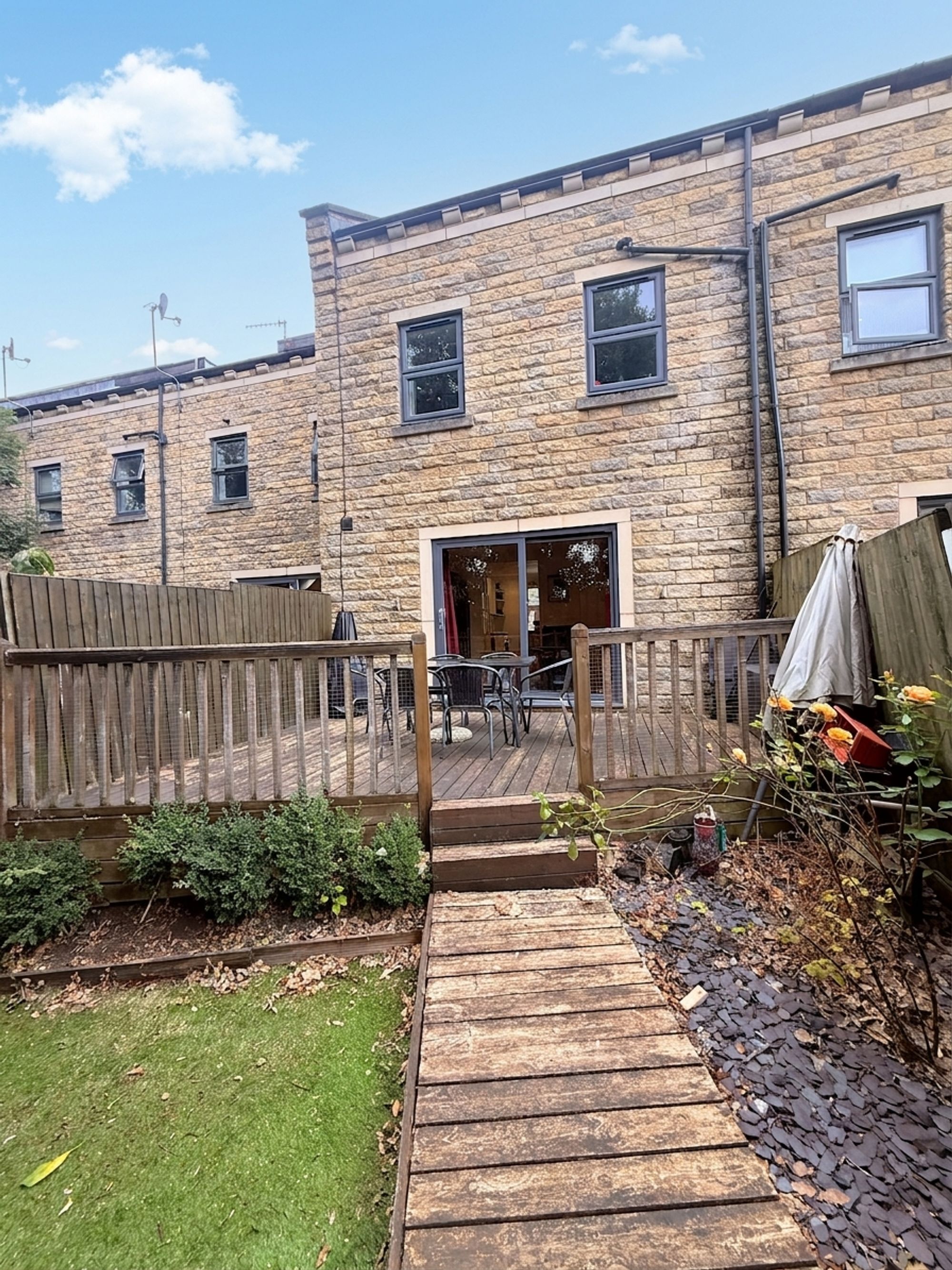 4 bed for sale in Hebble View, Halifax  - Property Image 26