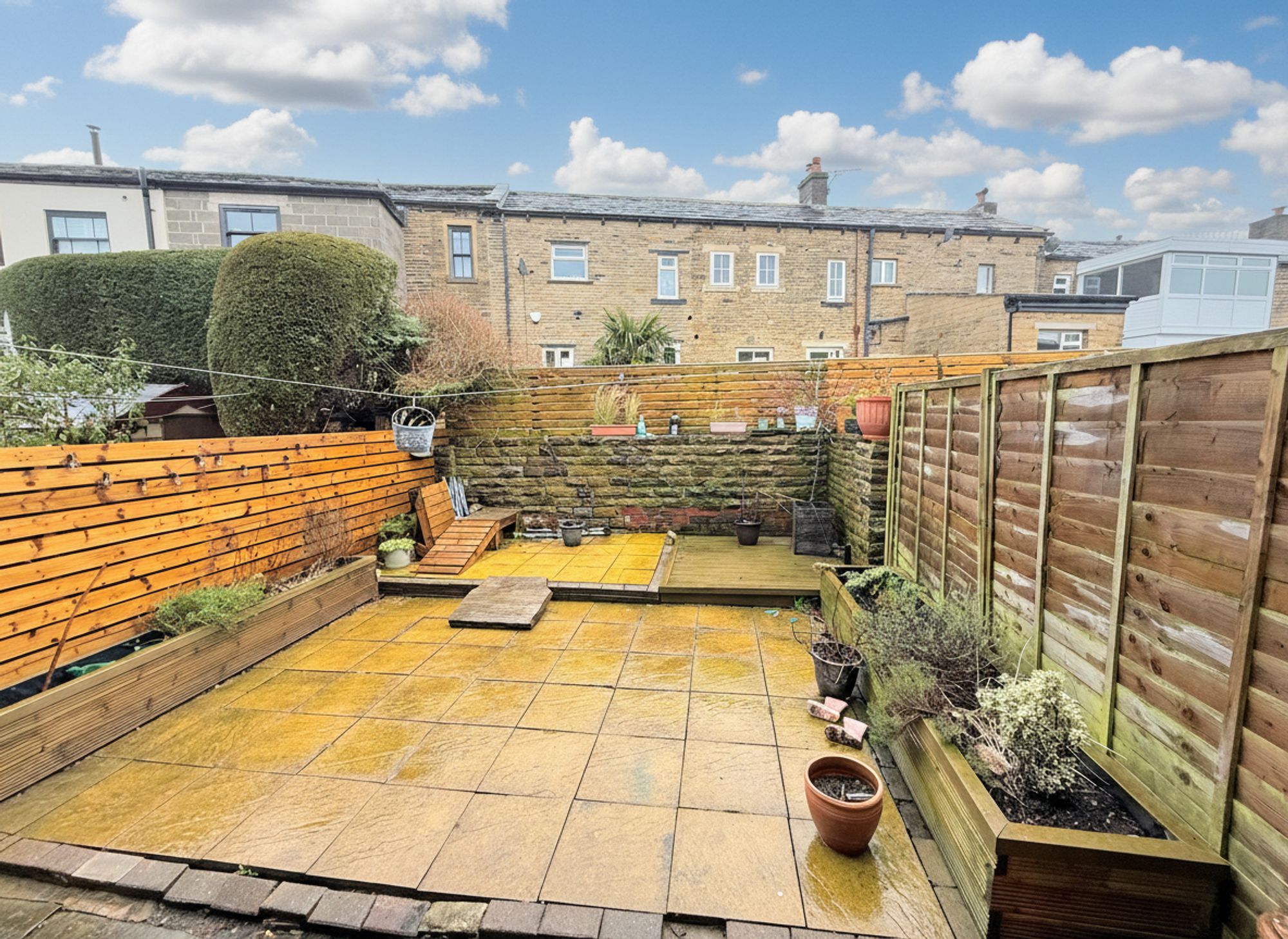 3 bed terraced house for sale in Wells Terrace, Halifax 16