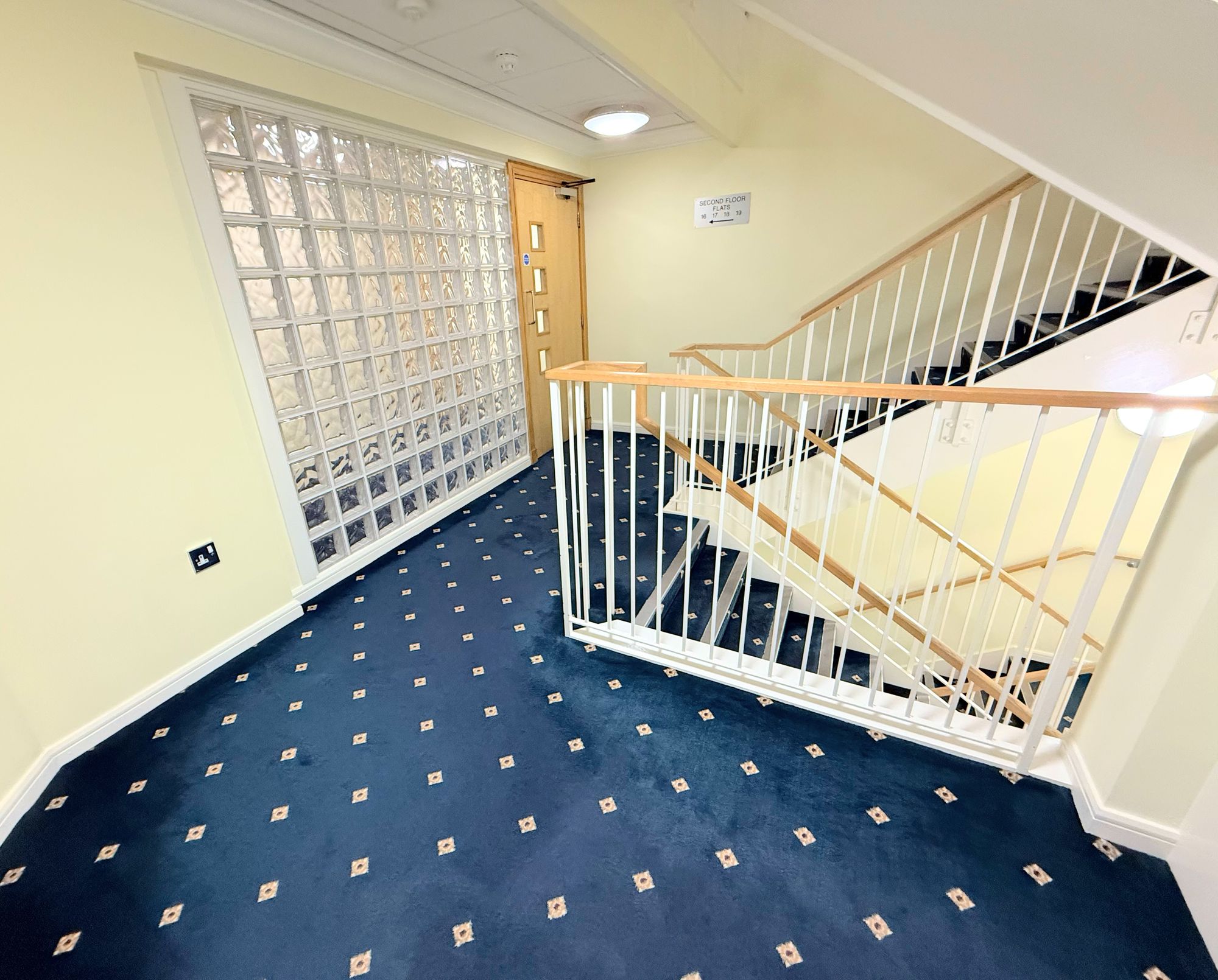 1 bed apartment for sale in Skircoat Green Road, Halifax  - Property Image 13