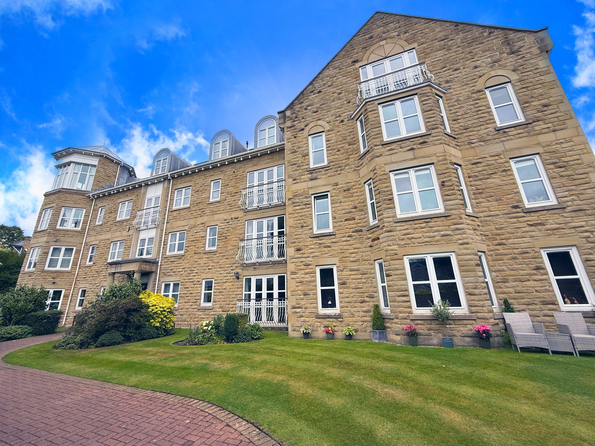 1 bed apartment for sale in Skircoat Green Road, Halifax  - Property Image 6