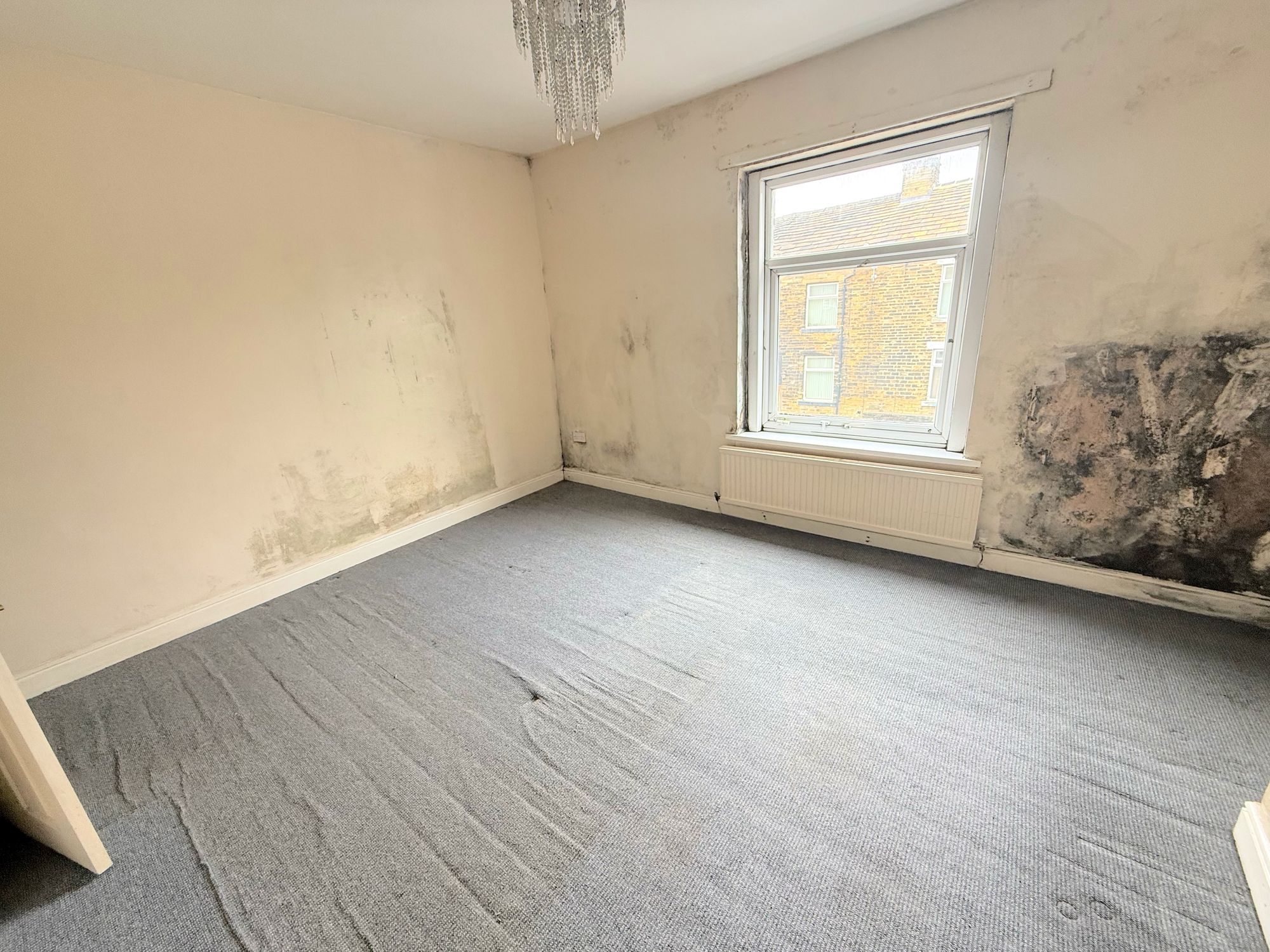 2 bed mid-terraced house for sale in Woodside Road, Halifax 10