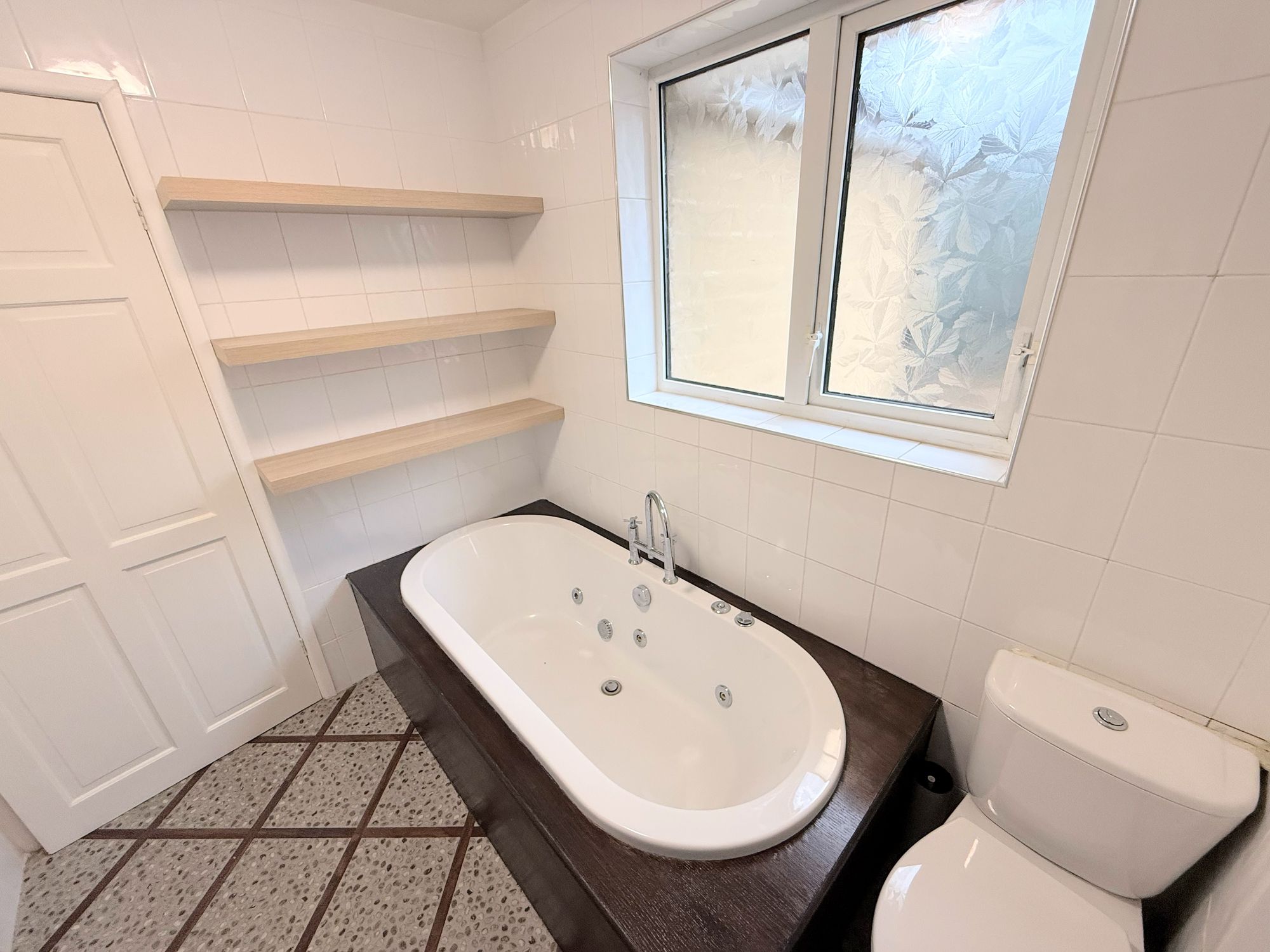 4 bed detached house to rent in Laurel Bank Close, Halifax 28