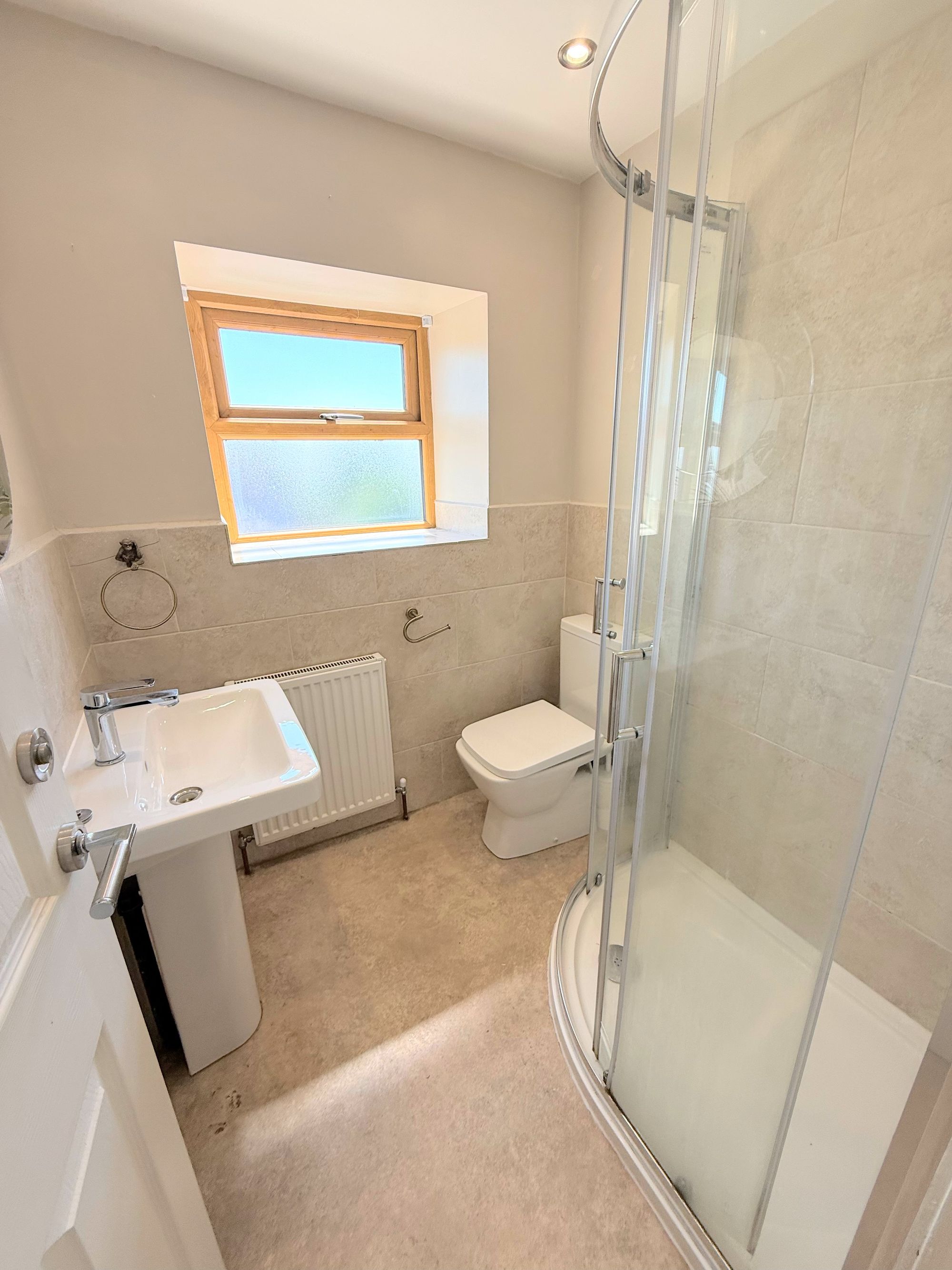 2 bed end of terrace house for sale in Bradshaw Lane, Halifax  - Property Image 3