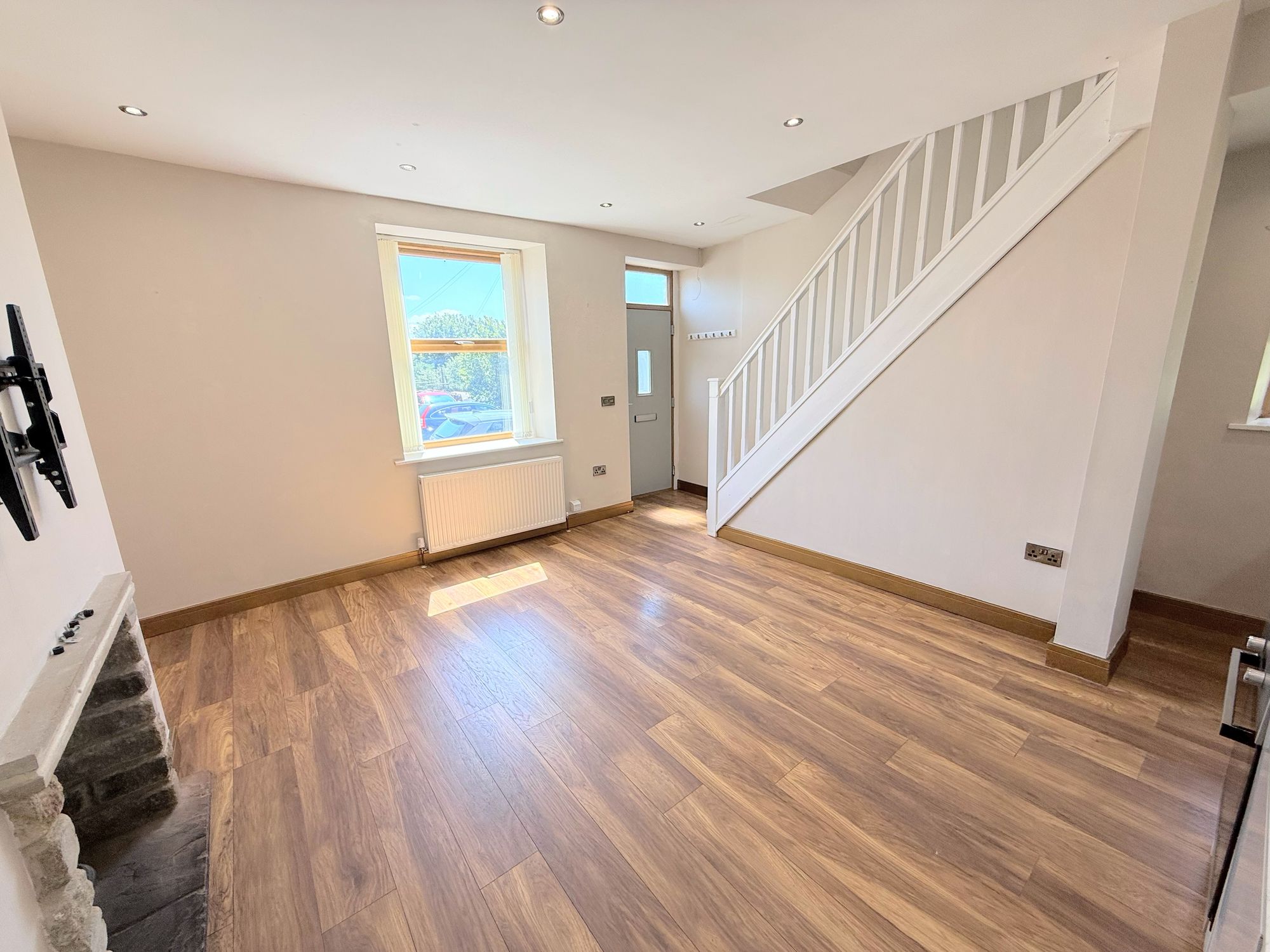 2 bed end of terrace house for sale in Bradshaw Lane, Halifax 7