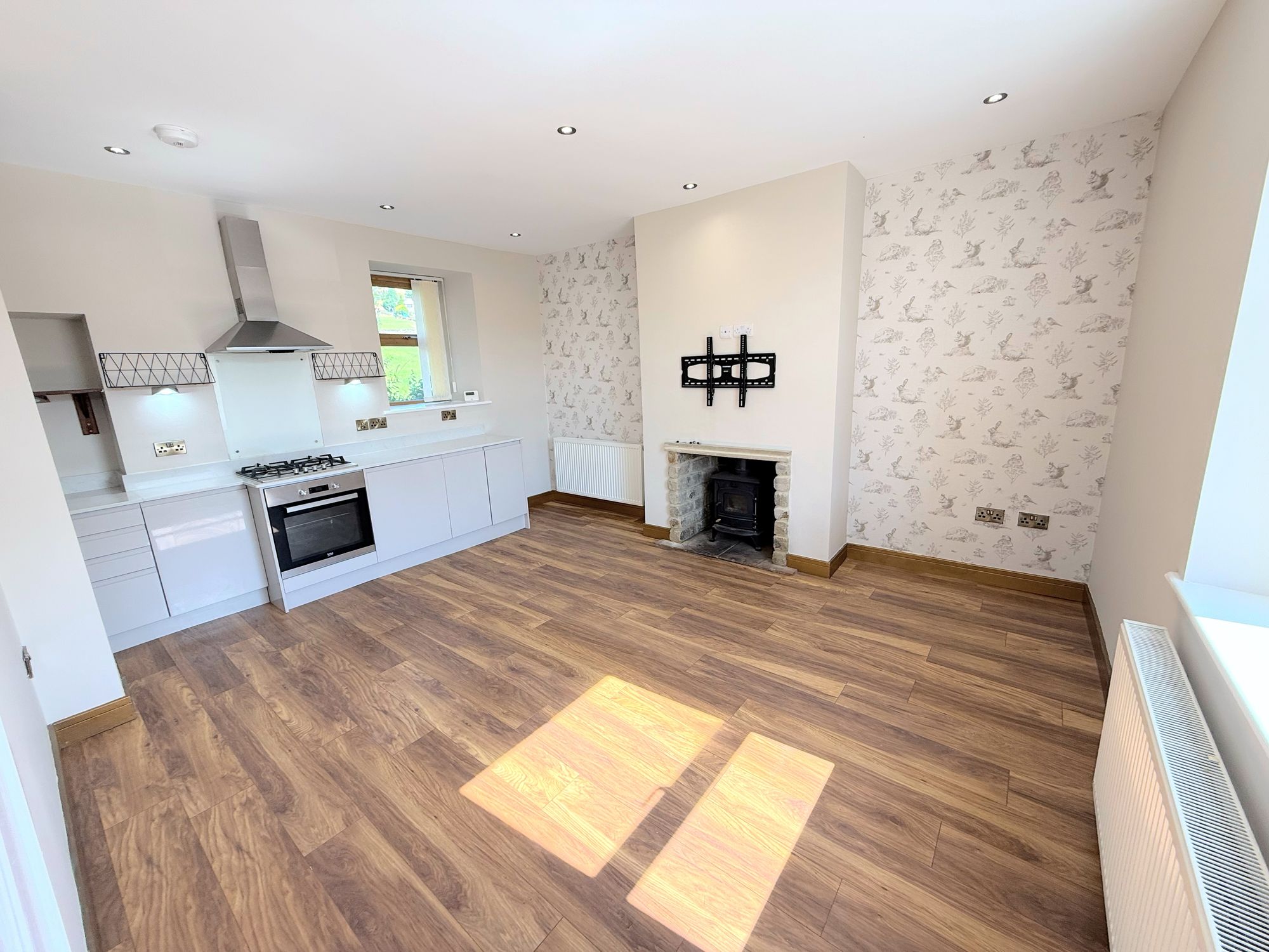 2 bed end of terrace house for sale in Bradshaw Lane, Halifax 7