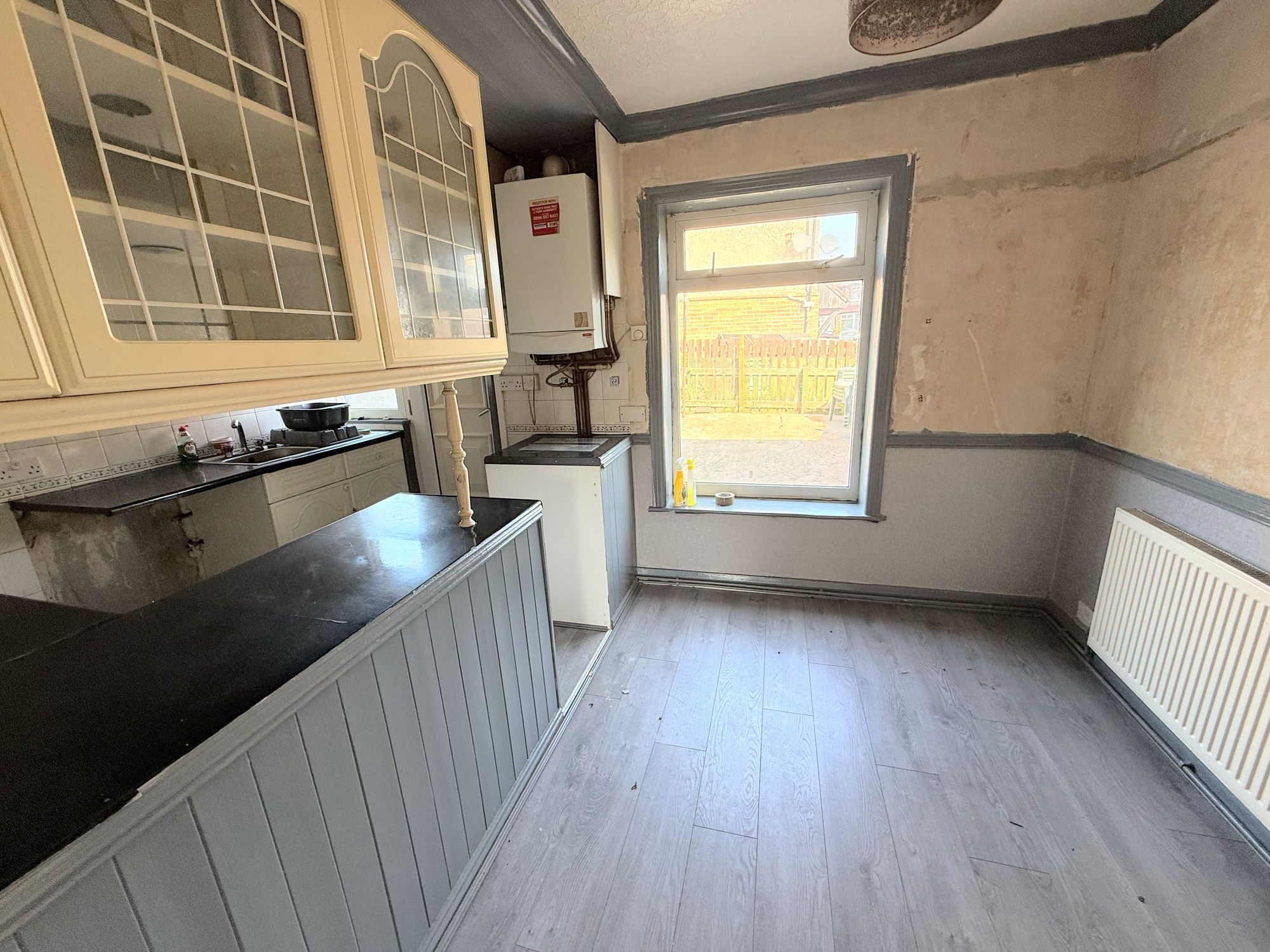 2 bed mid-terraced house for sale in Parkinson Lane, Halifax  - Property Image 8