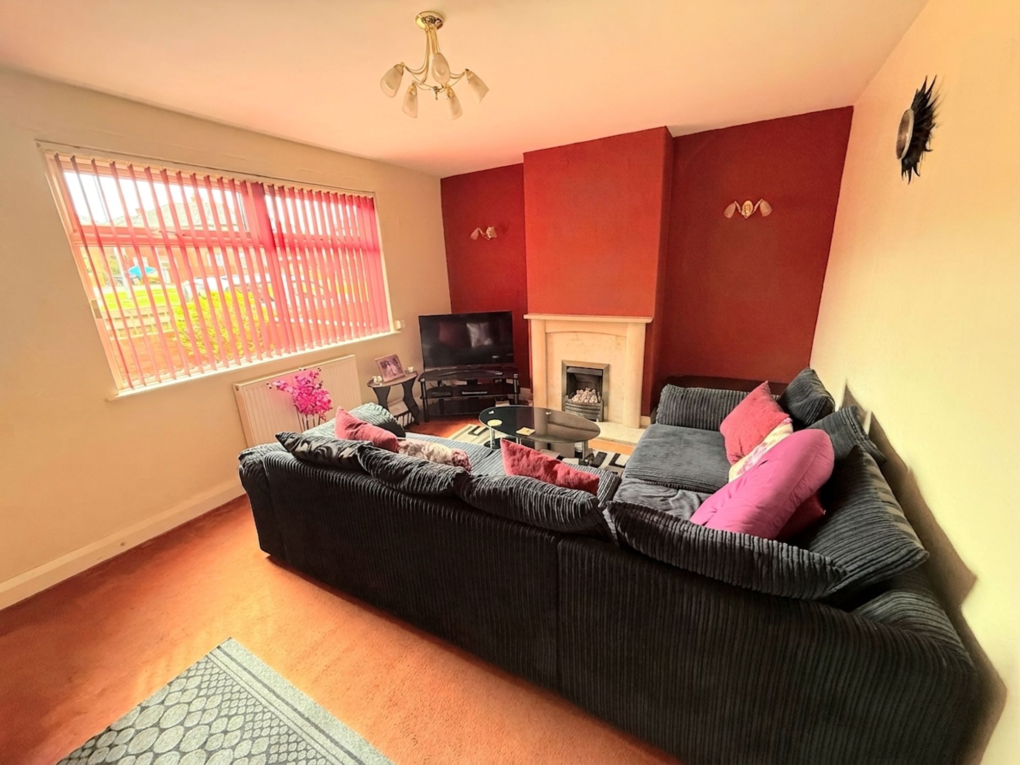 2 bed end of terrace house for sale in Backhold Drive, Halifax  - Property Image 6