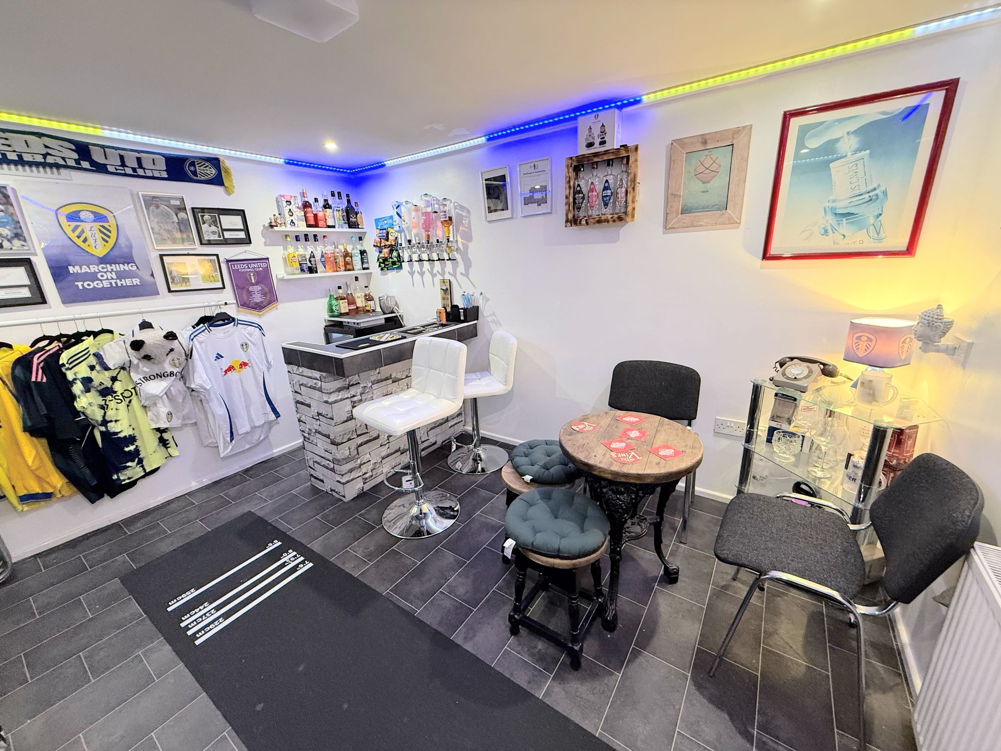 3 bed terraced house for sale in Aislaby Heights, Halifax  - Property Image 13