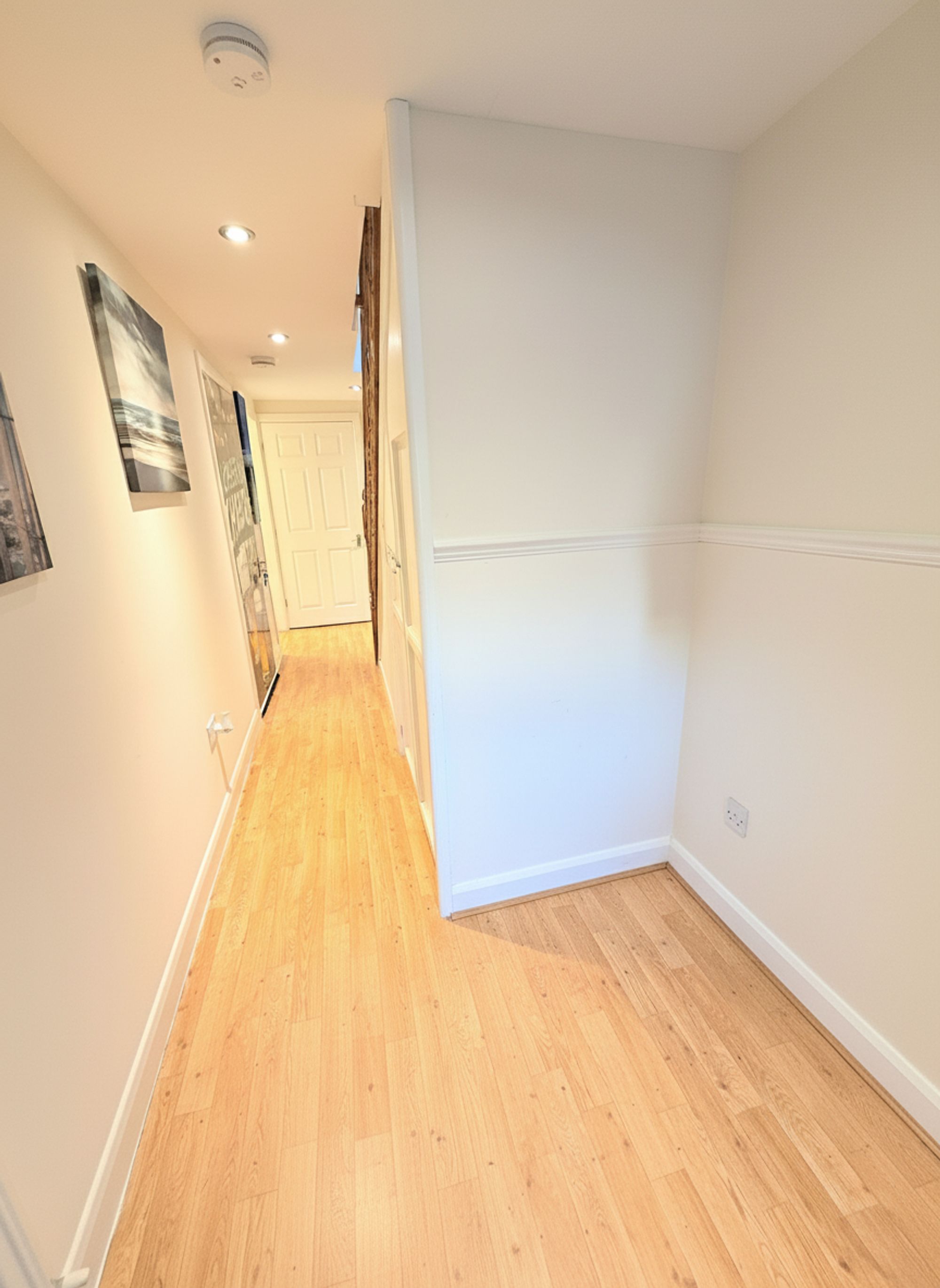 3 bed terraced house for sale in Aislaby Heights, Halifax  - Property Image 7