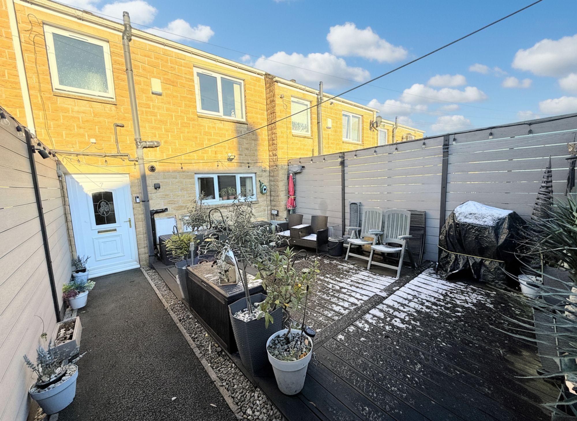 3 bed terraced house for sale in Aislaby Heights, Halifax  - Property Image 5