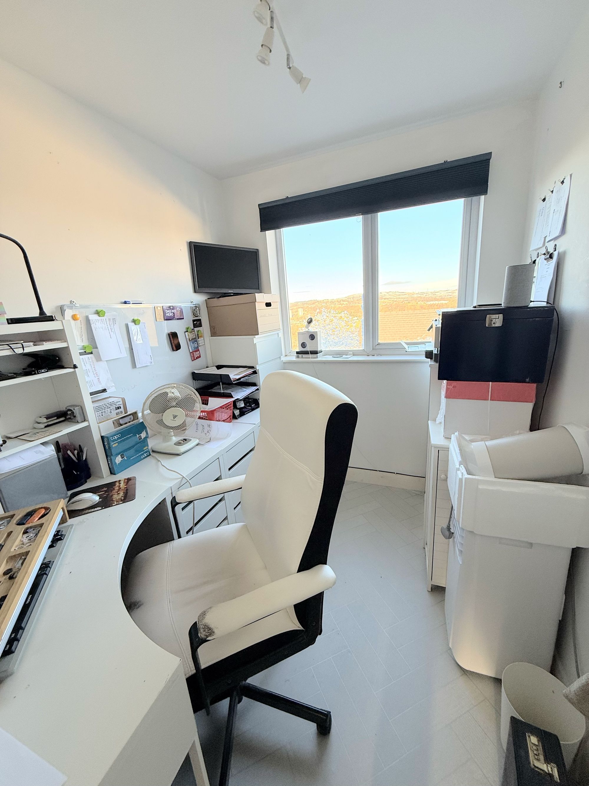 3 bed terraced house for sale in Aislaby Heights, Halifax  - Property Image 20