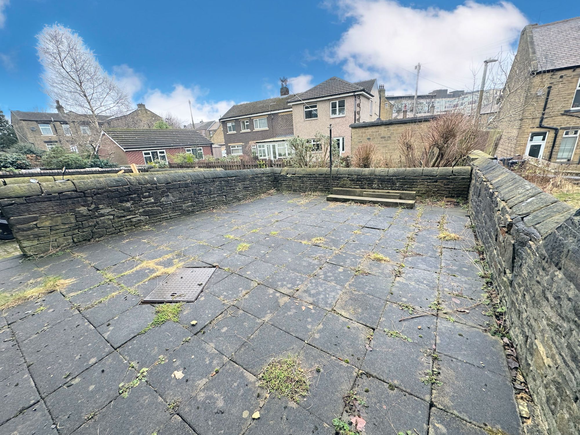 1 bed terraced house for sale in New Hey Road, Huddersfield 3