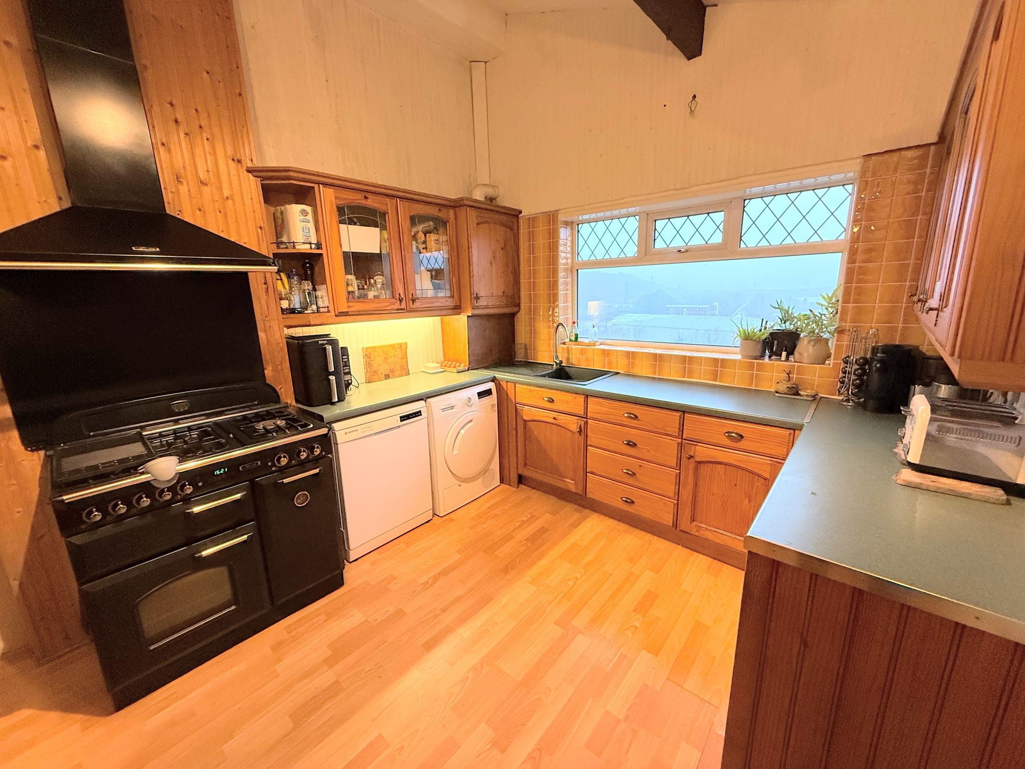 3 bed detached house for sale in Brighouse Wood Lane, Brighouse  - Property Image 13