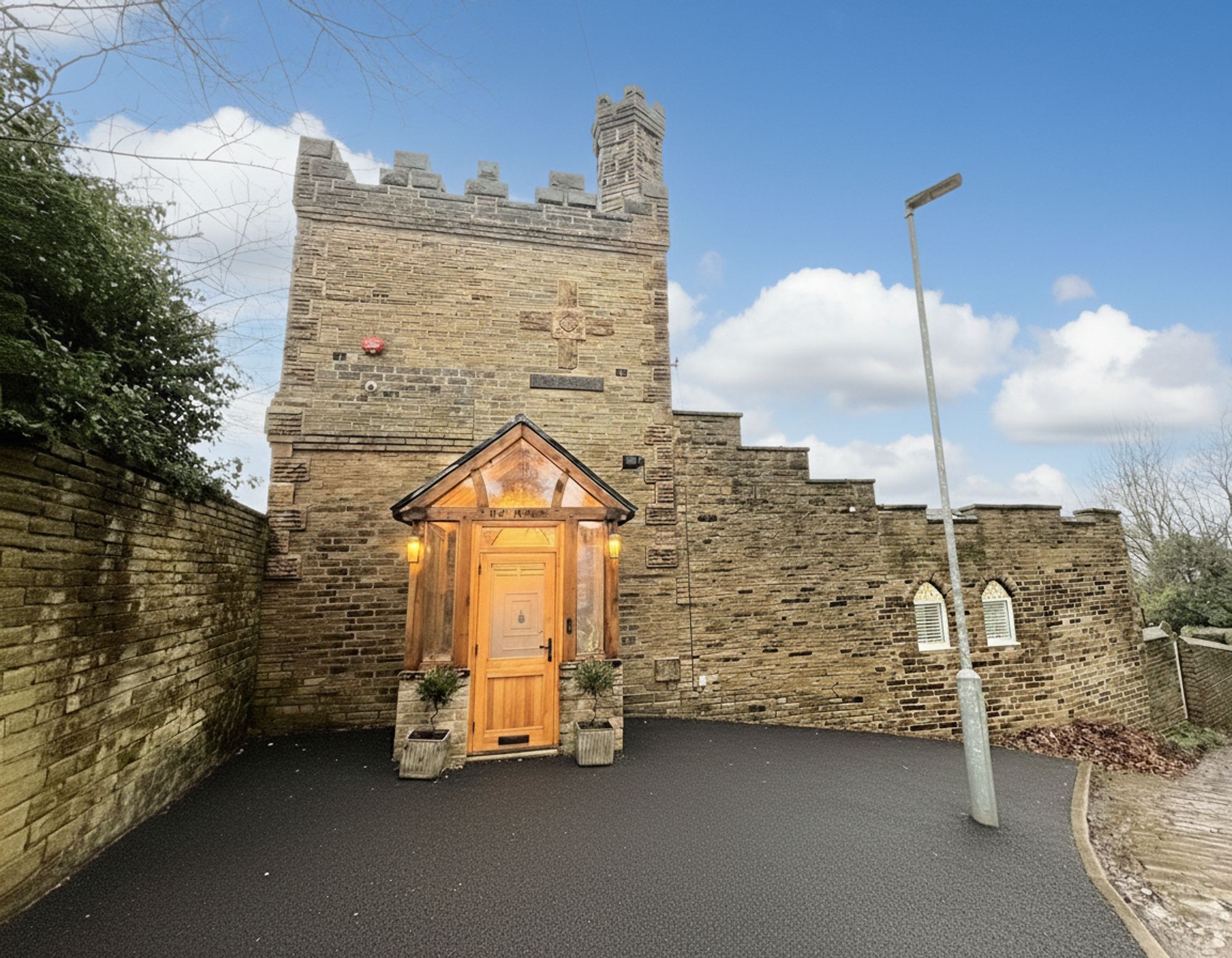 3 bed detached house for sale in Brighouse Wood Lane, Brighouse  - Property Image 5