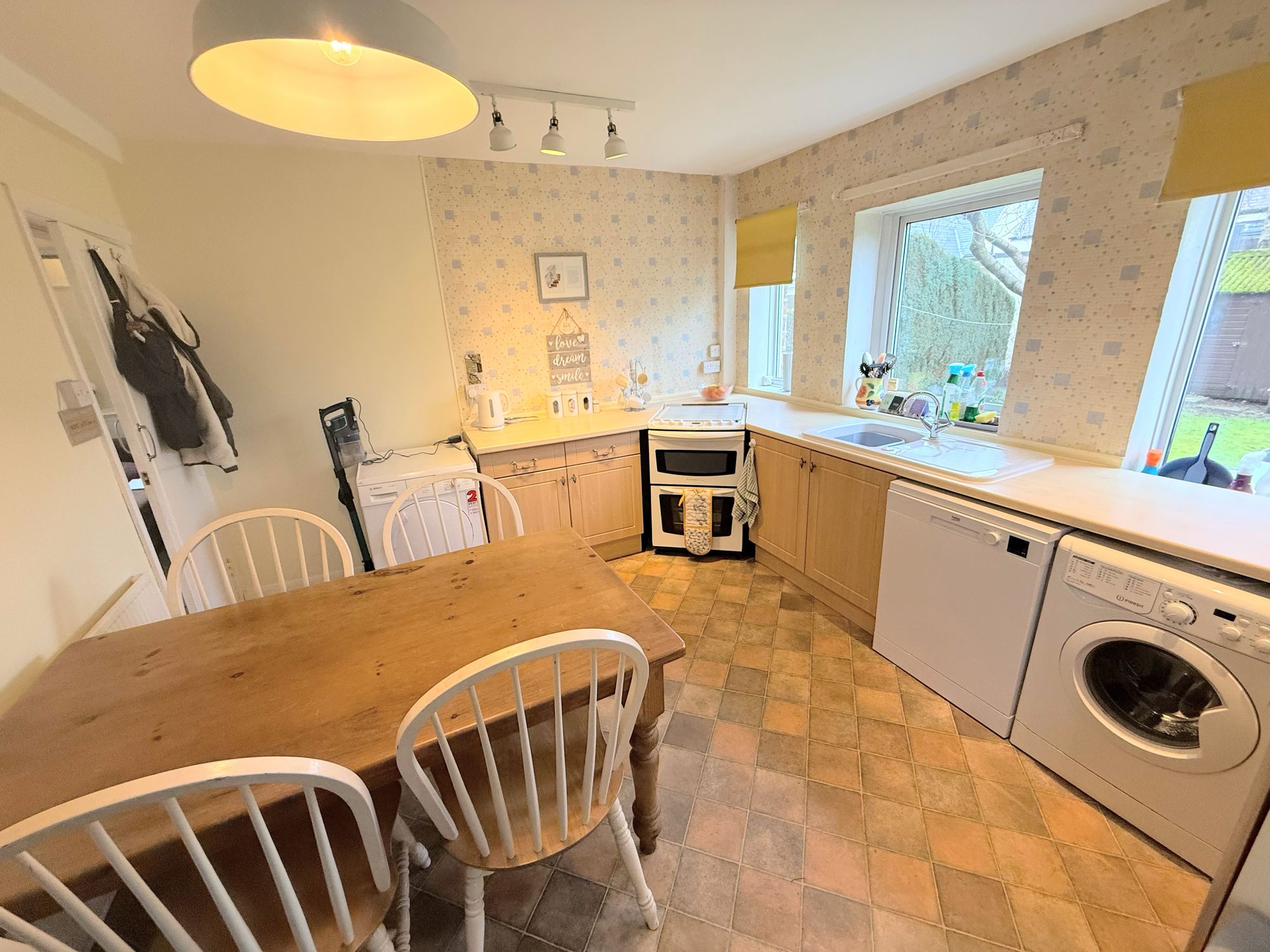 3 bed semi-detached house for sale in Spring Hall Lane, Halifax  - Property Image 9