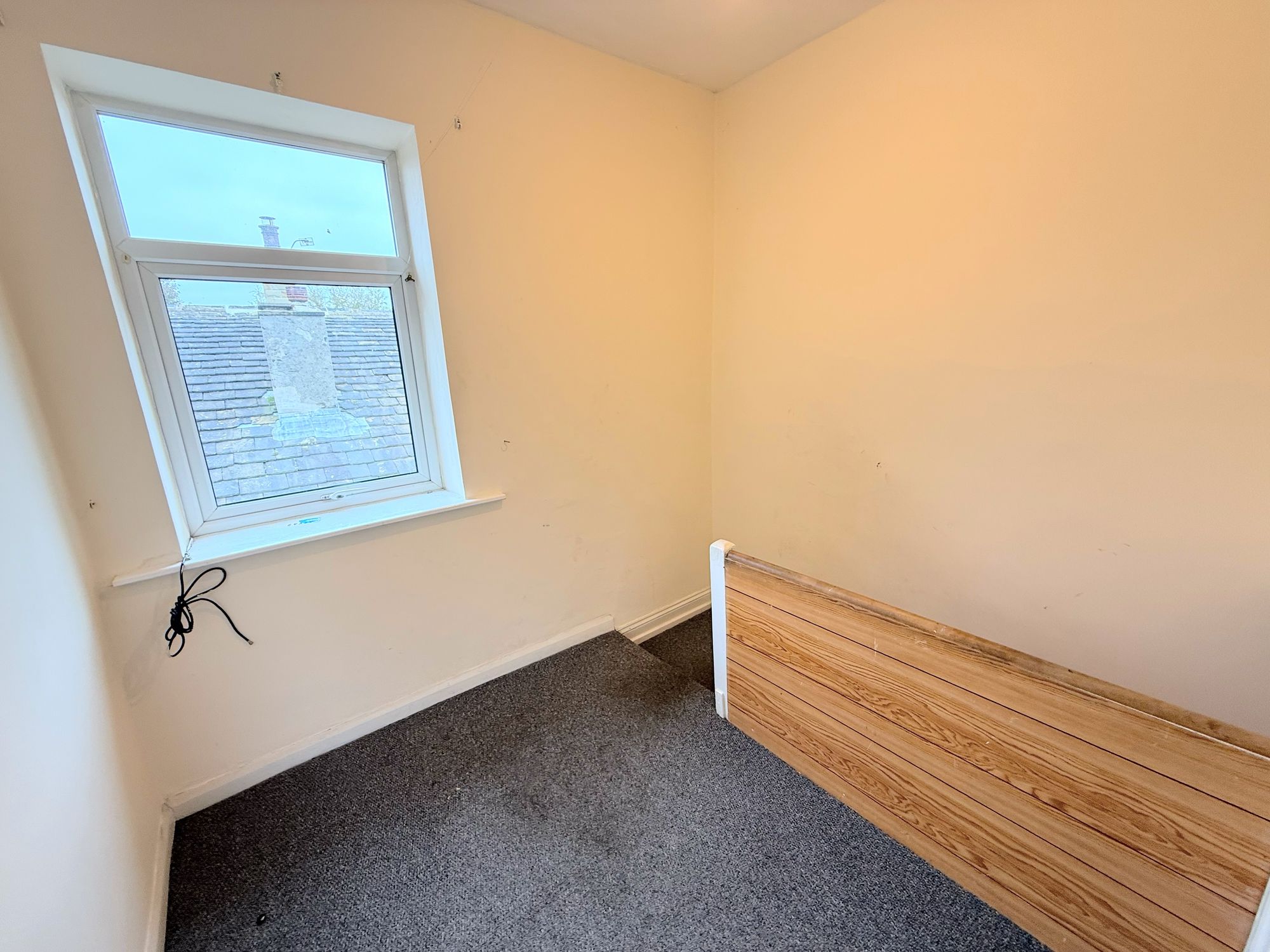 3 bed mid-terraced house for sale in Beech Street, Halifax  - Property Image 9