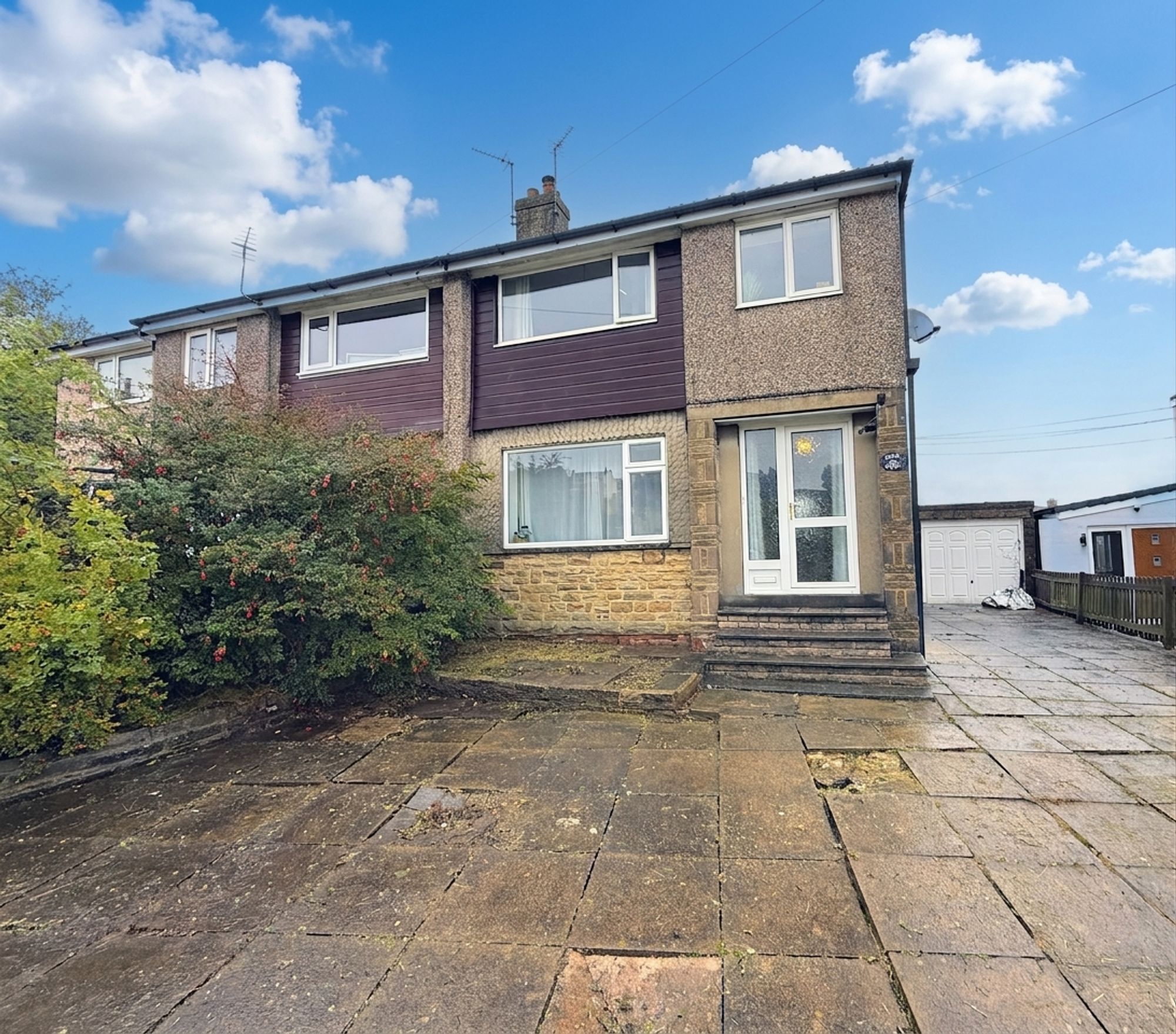 3 bed semi-detached house for sale in Clough Lane, Halifax  - Property Image 5