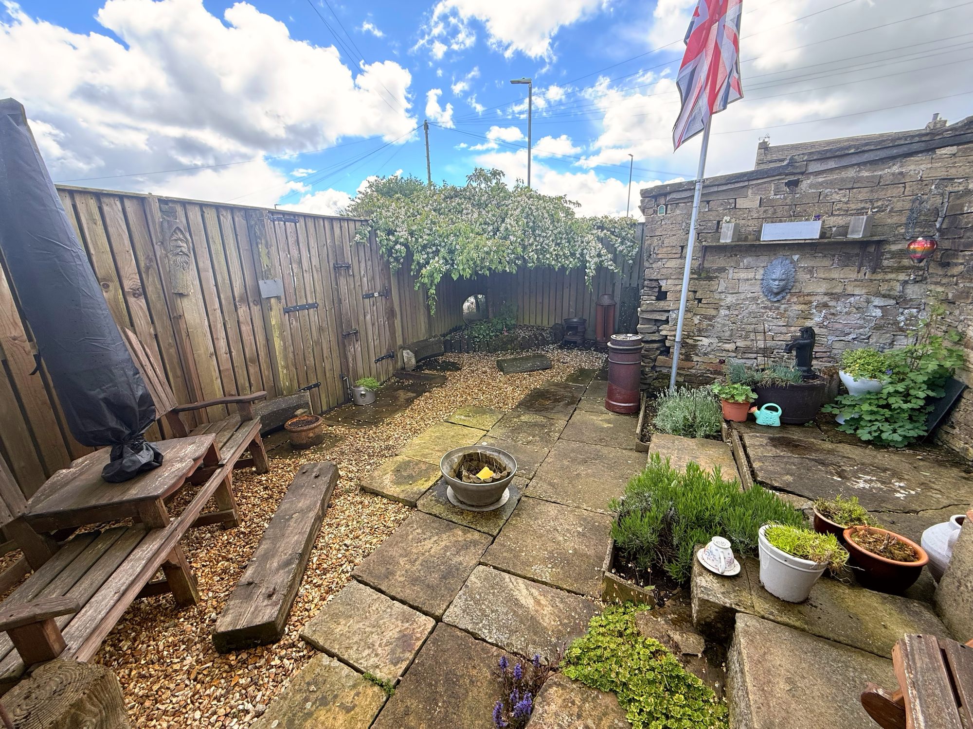 3 bed detached house for sale in Mount Tabor Road, Halifax 31