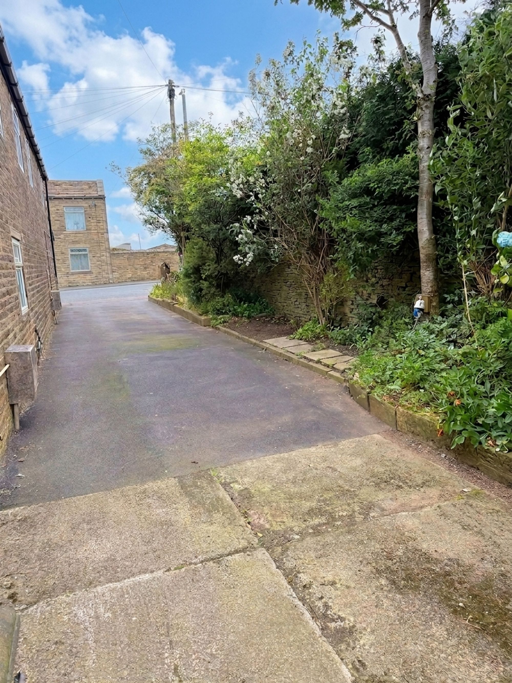 3 bed detached house for sale in Mount Tabor Road, Halifax  - Property Image 38