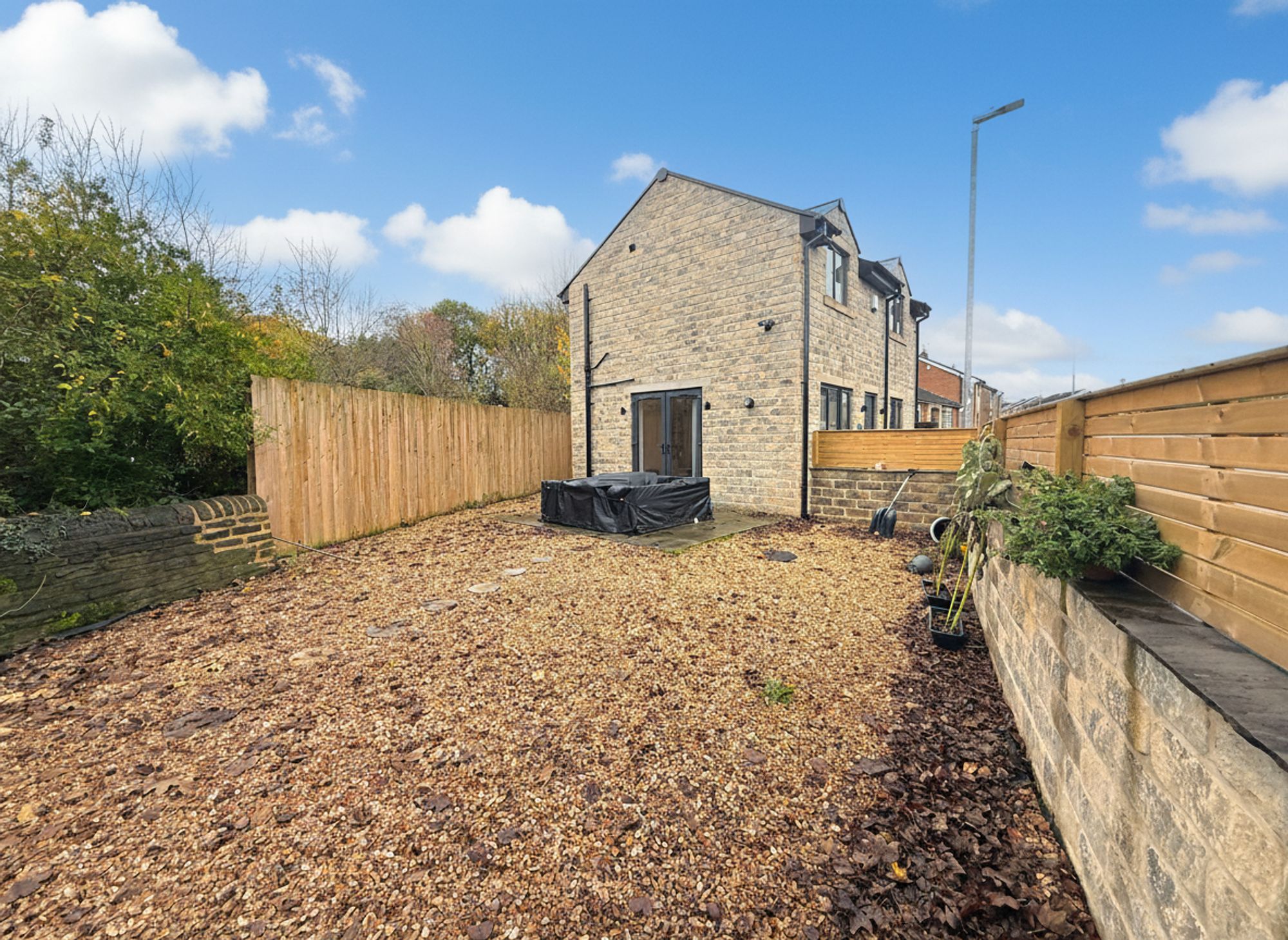 3 bed detached house for sale in Westfield Drive, Halifax 26