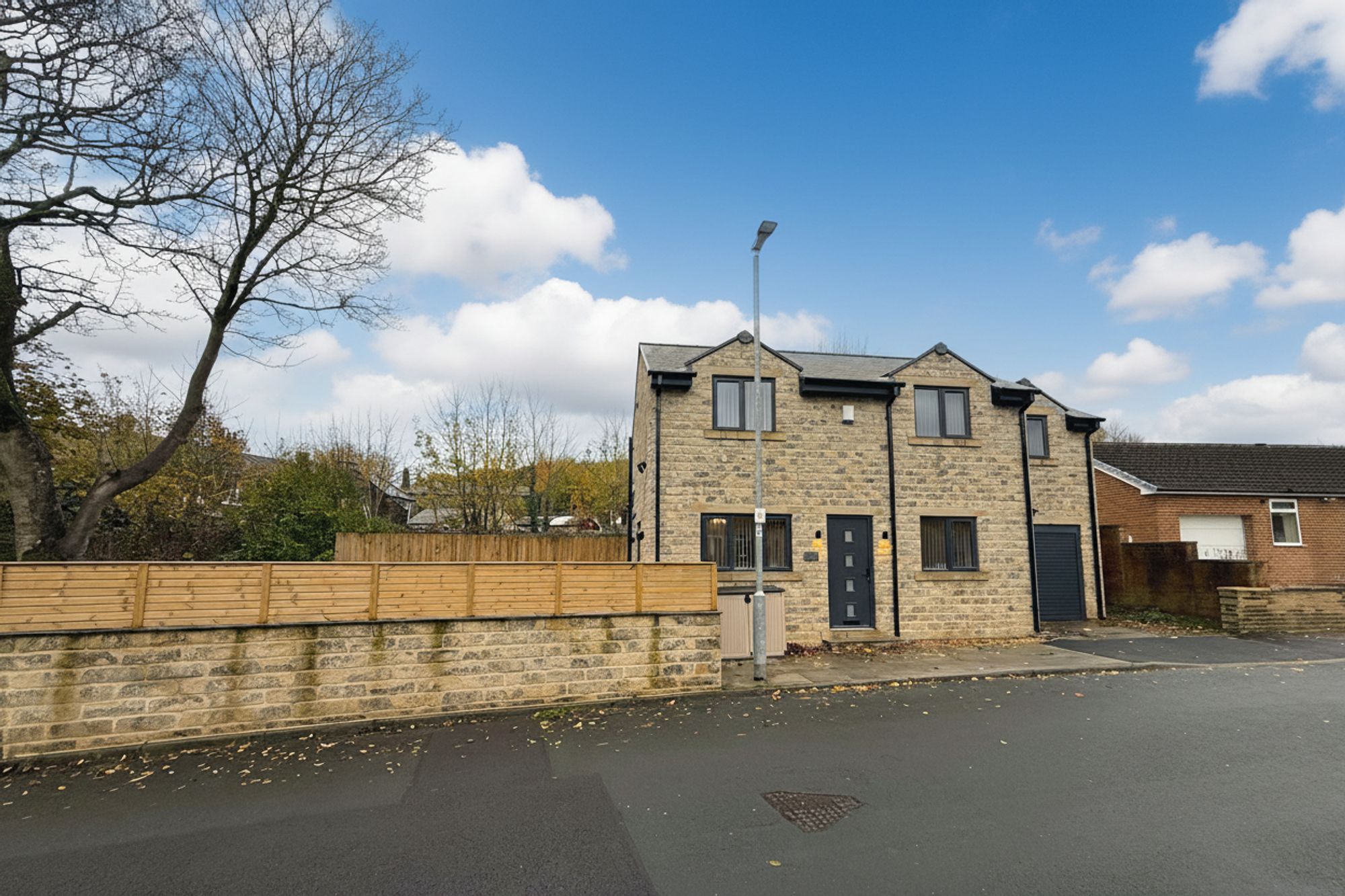 3 bed detached house for sale in Westfield Drive, Halifax  - Property Image 30
