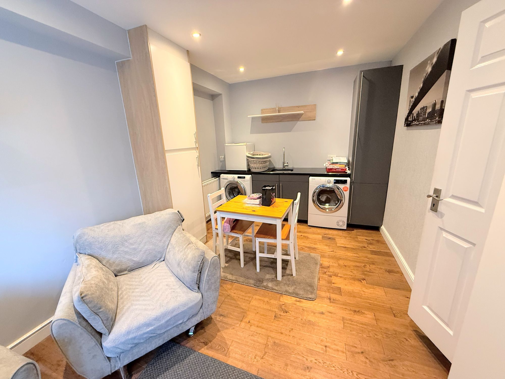 4 bed end of terrace house for sale in Portland Road, Halifax  - Property Image 10