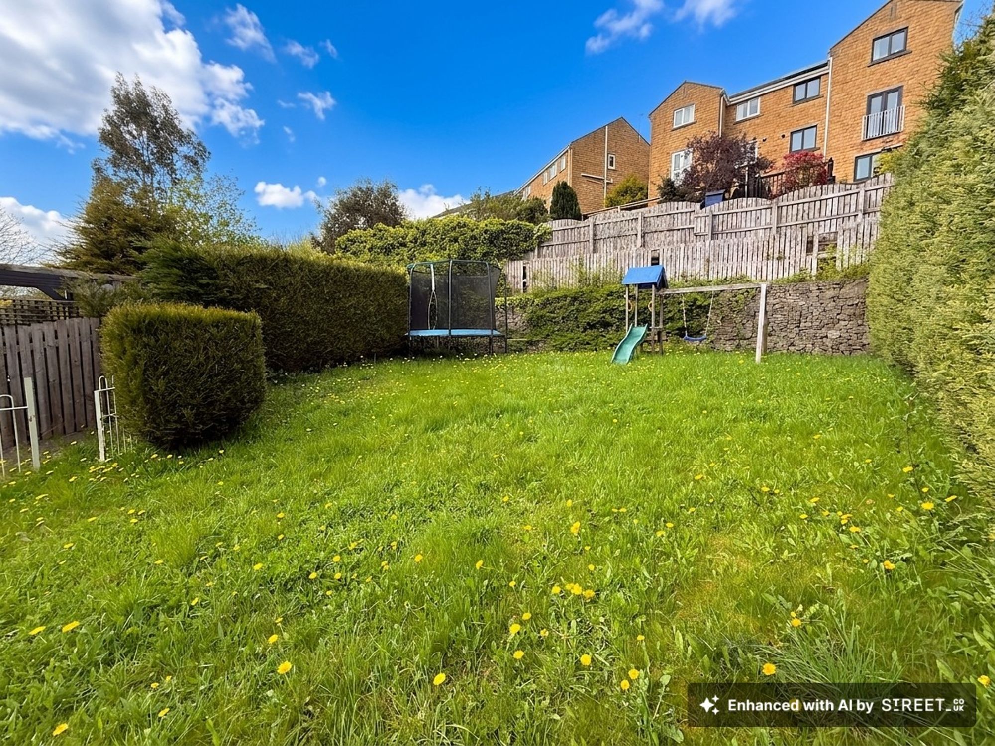 4 bed end of terrace house for sale in Portland Road, Halifax  - Property Image 34