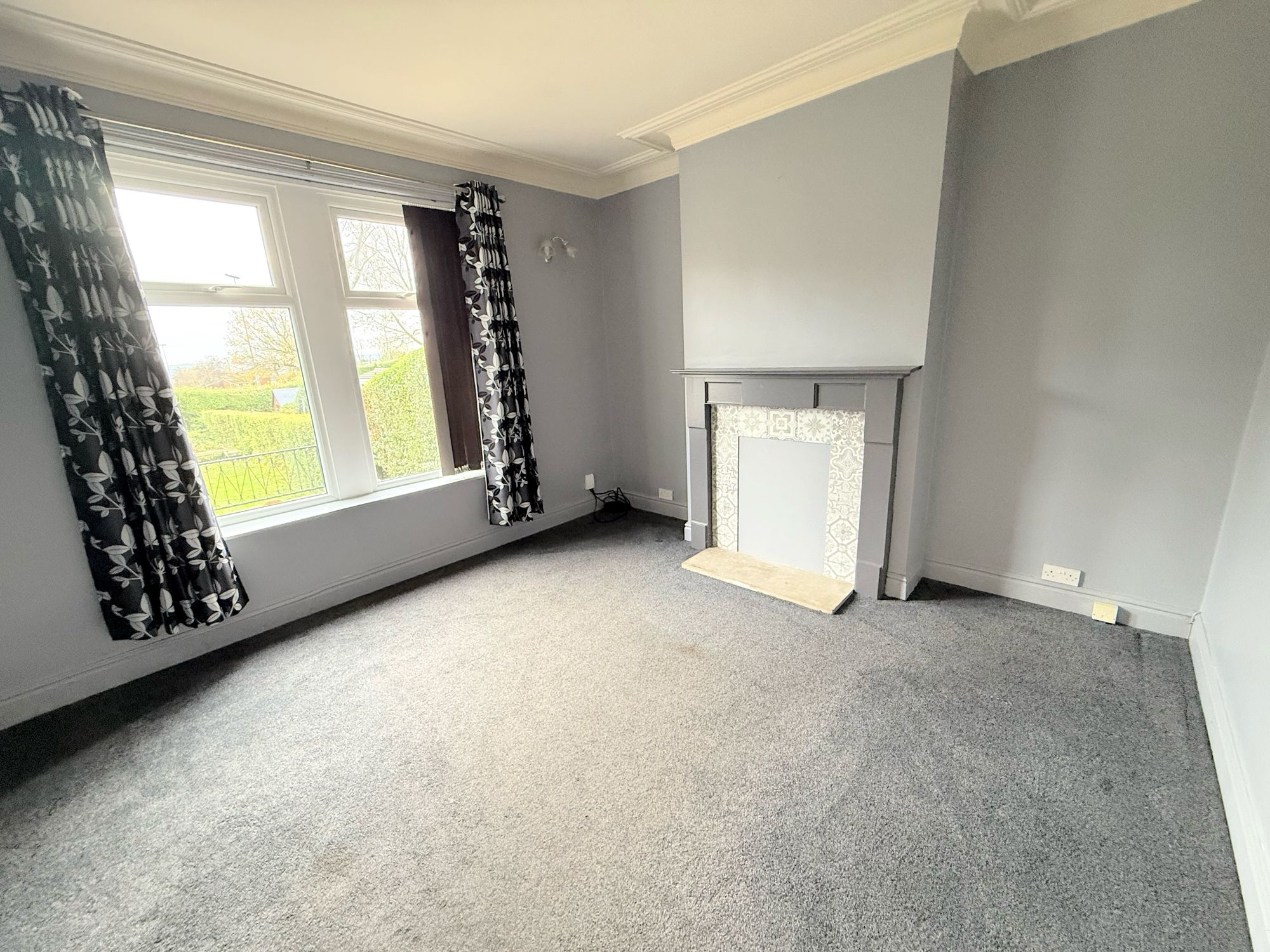 3 bed end of terrace house for sale in Watkinson Road, Halifax 9