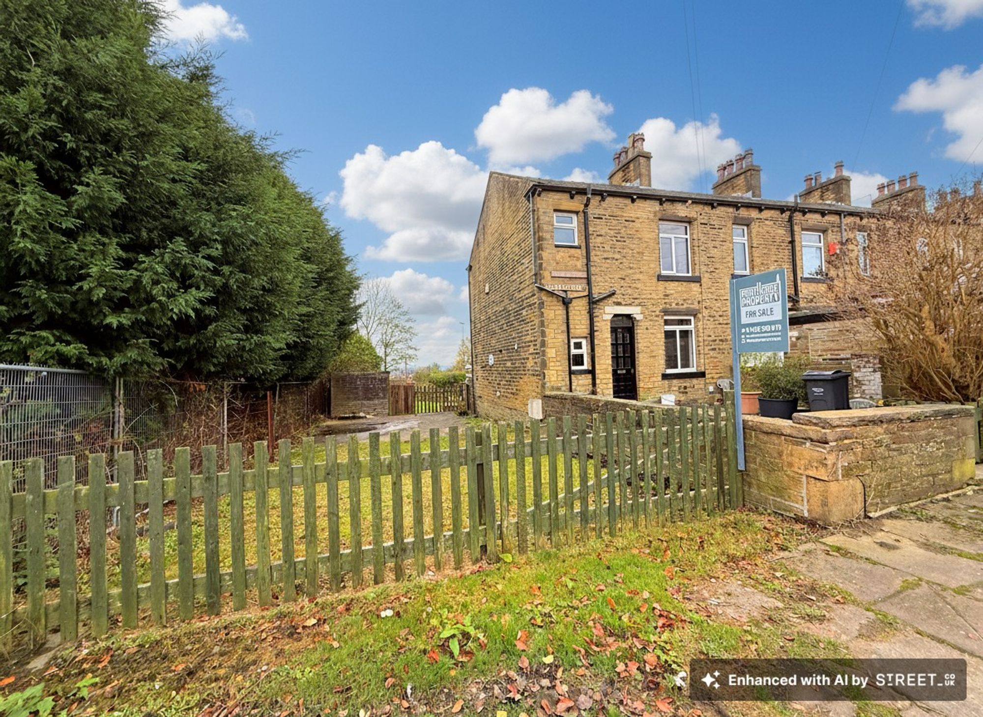 3 bed end of terrace house for sale in Watkinson Road, Halifax 5
